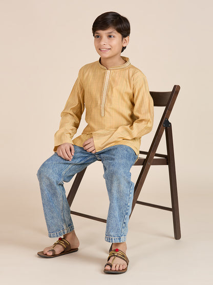 Boys Kurta - Roop Darshan