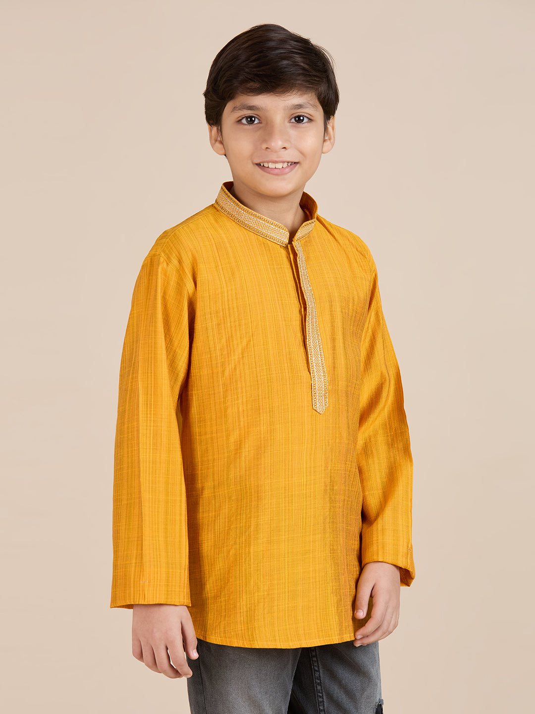 Boys Kurta - Roop Darshan
