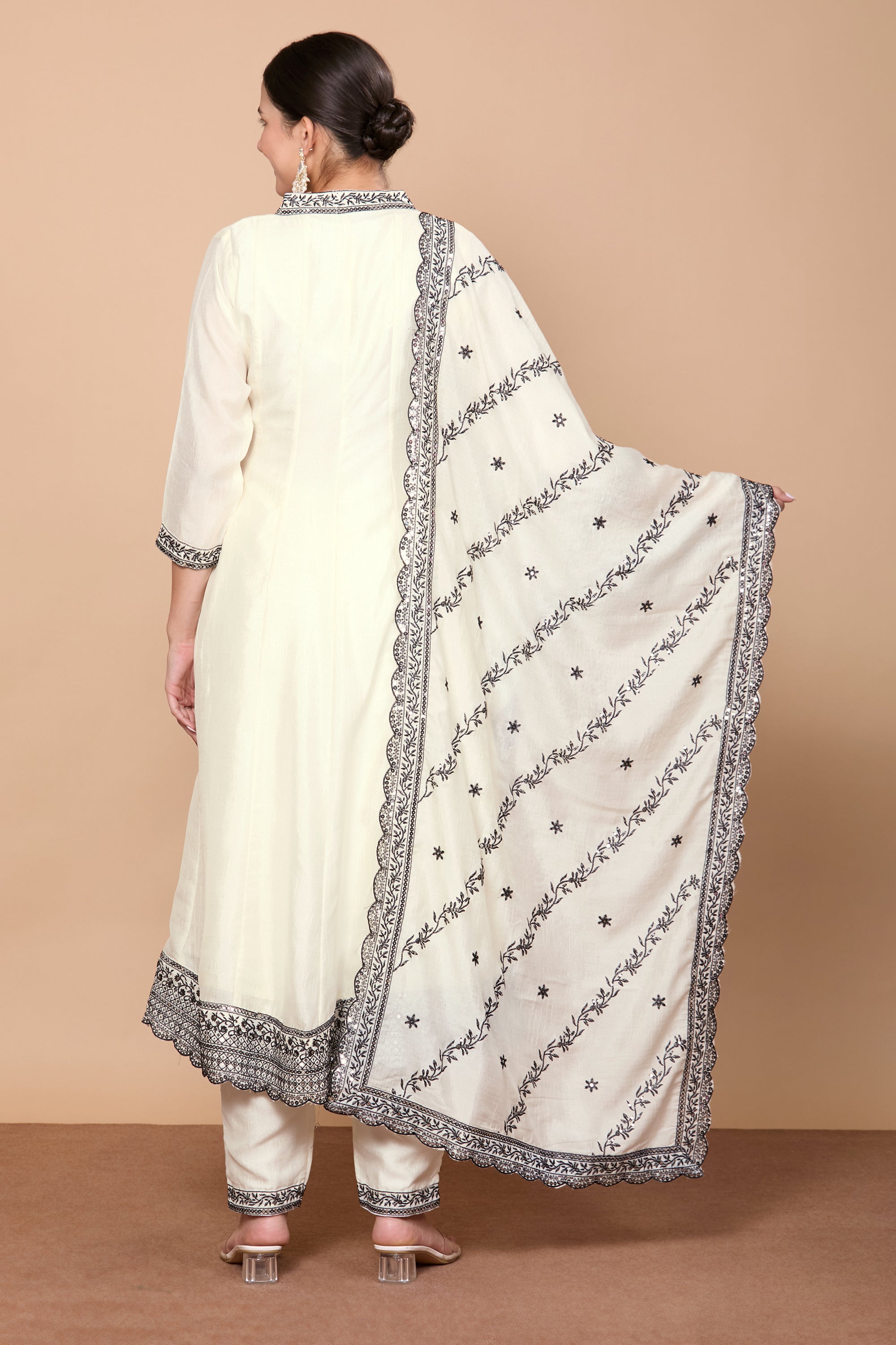 Aarohi Flair Kamiz &amp; Pant - Roop Darshan