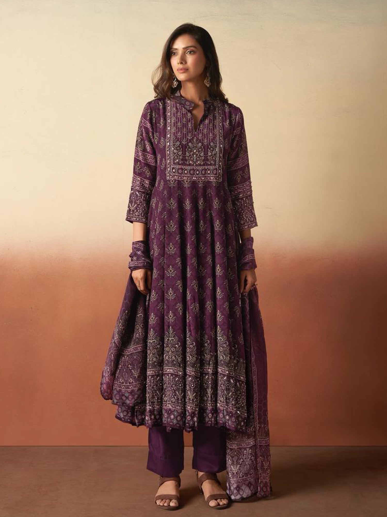 Suhani Kamiz &amp; Pant - Roop Darshan