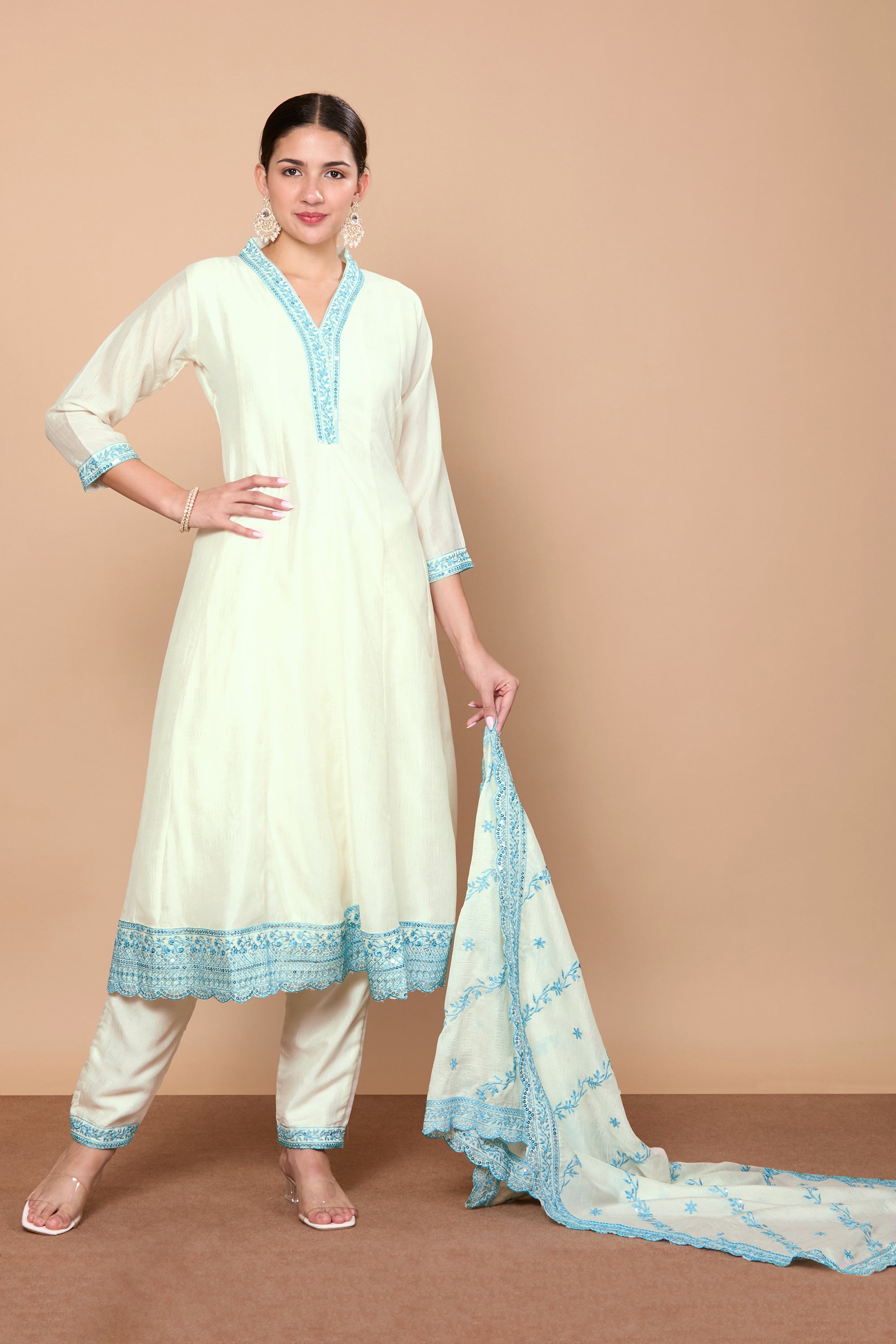 Aarohi Flair Kamiz &amp; Pant - Roop Darshan