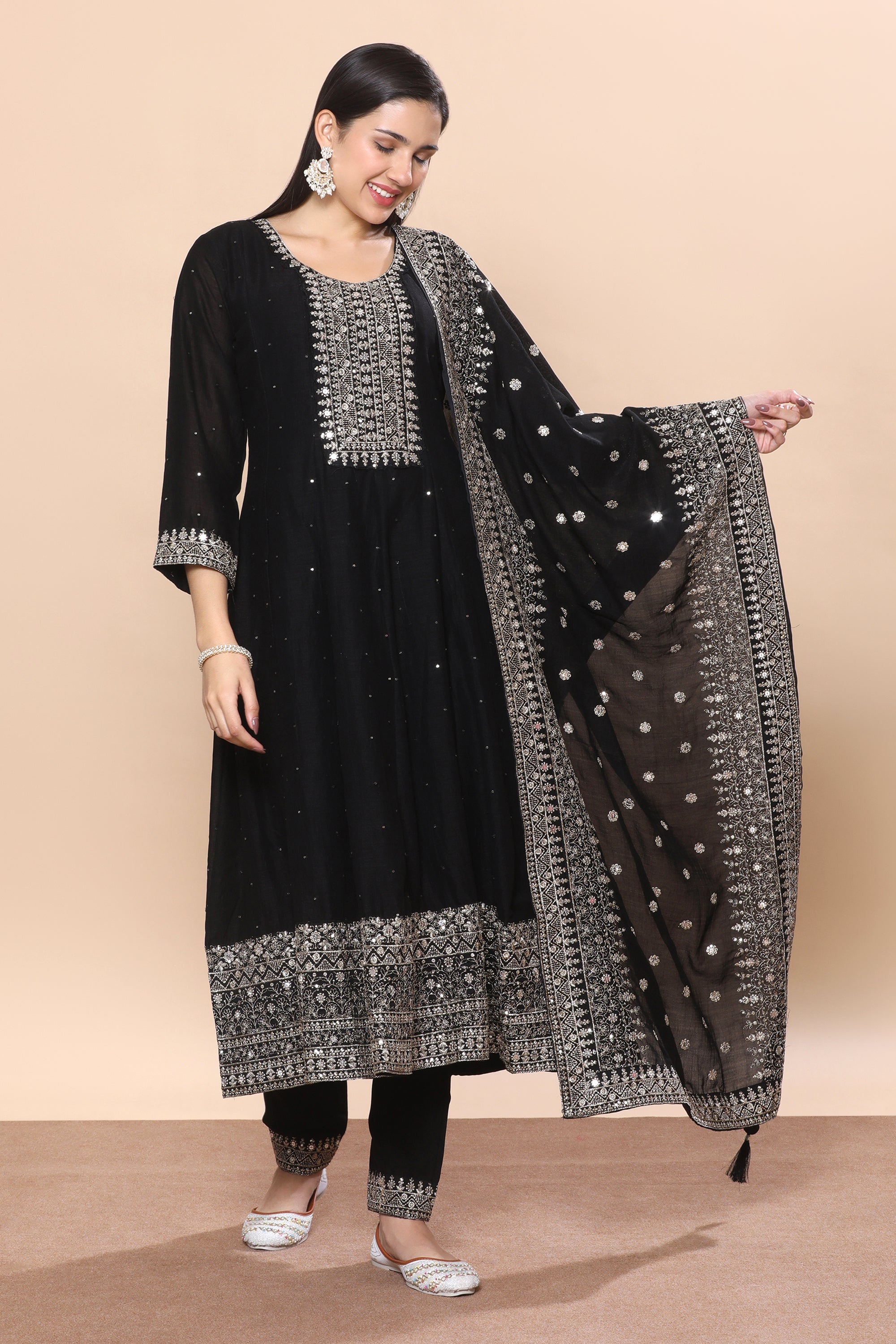 Mahira Flair Kamiz &amp; Pant - Roop Darshan
