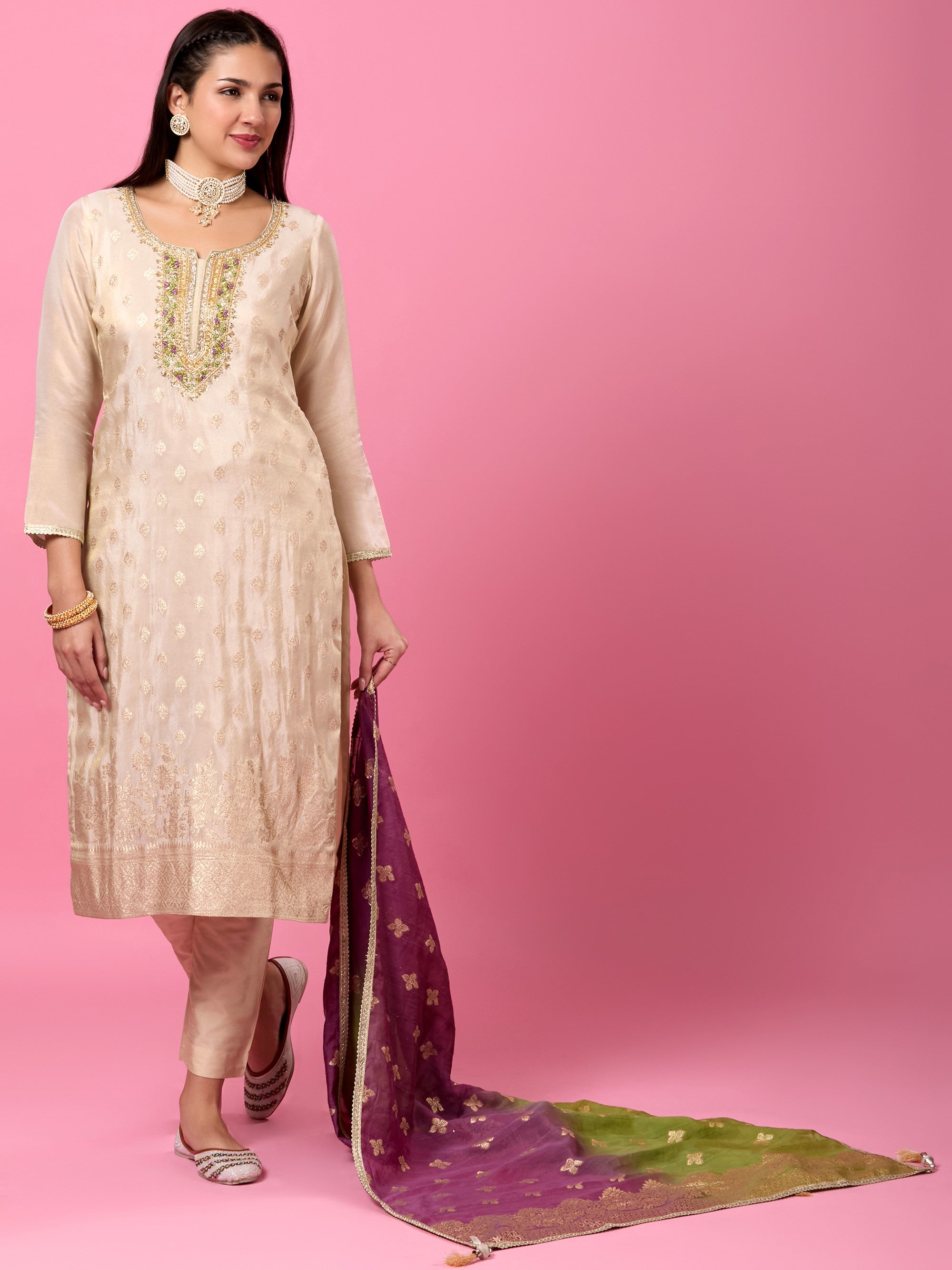Raahi Kamiz &amp; Pant - Roop Darshan