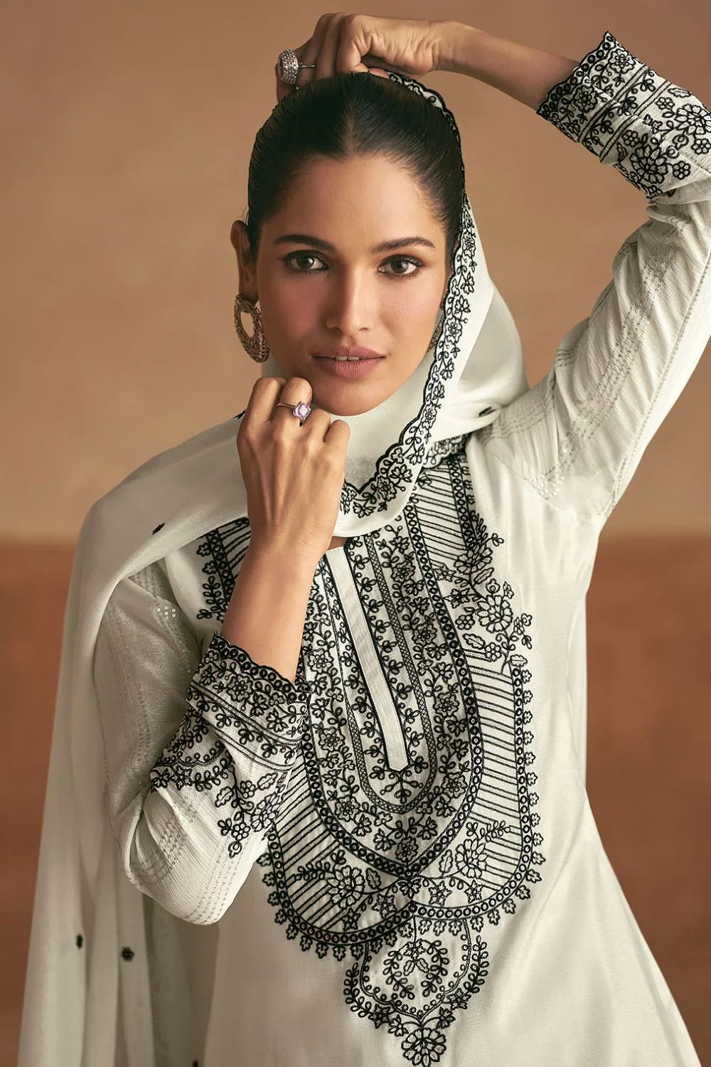 Aarya Palazzo Suit