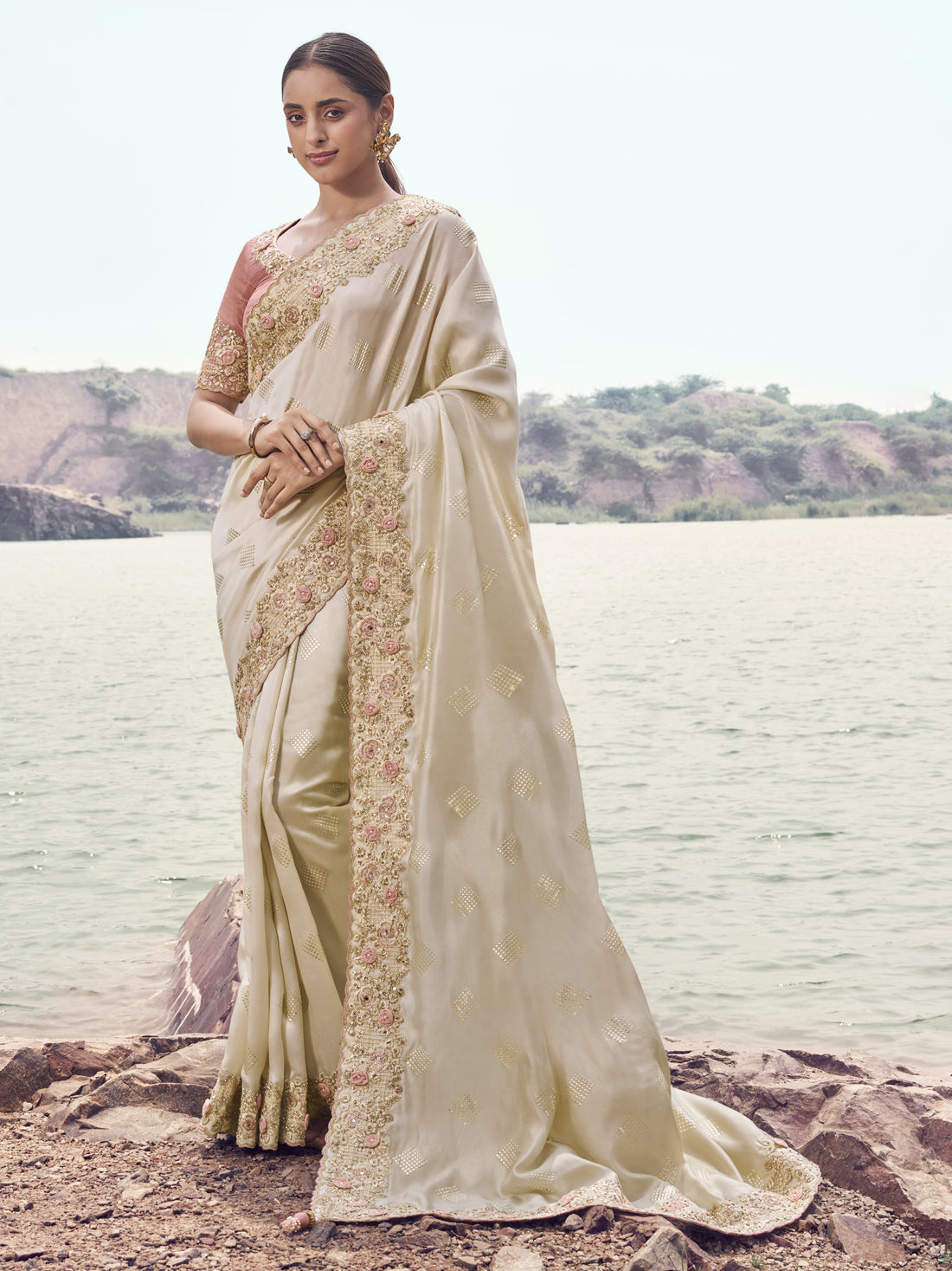 Aarohi Saree - Roop Darshan