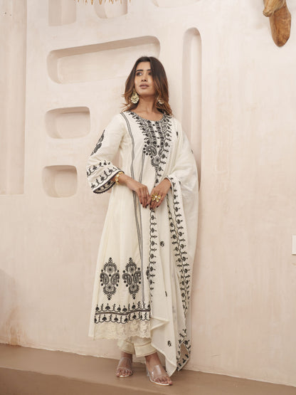 Inaya Flair Suit