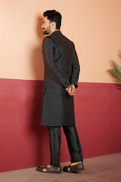 Mens Kurta Set With Jacket