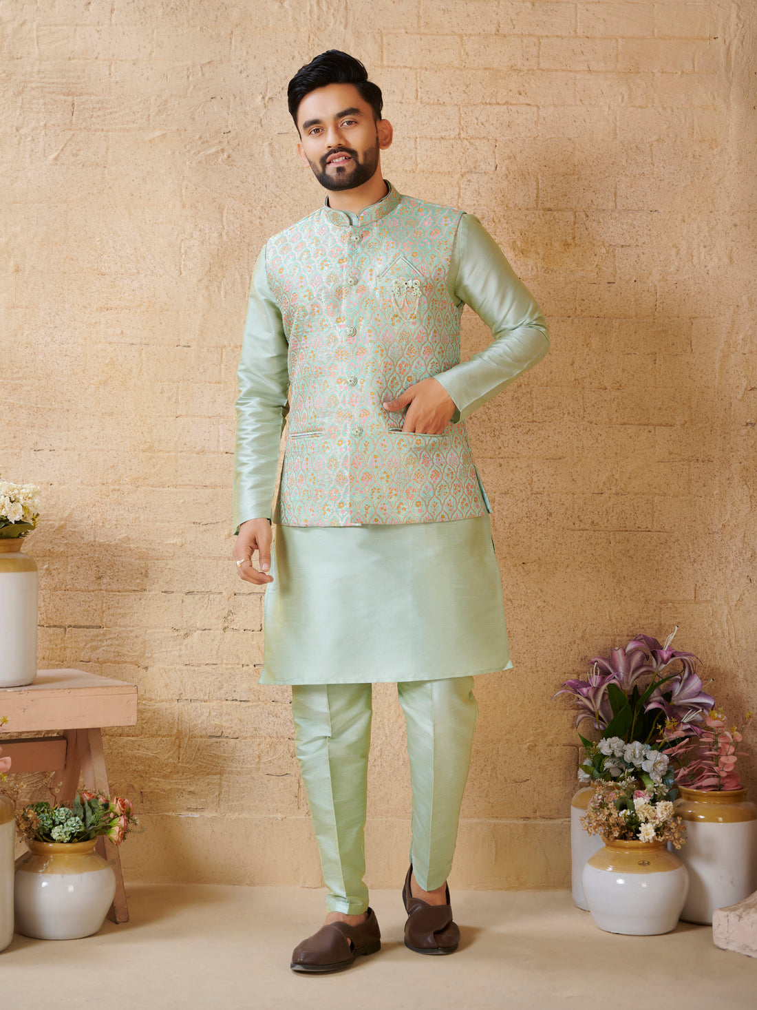 Mens Kurta Set With Jacket - Roop Darshan