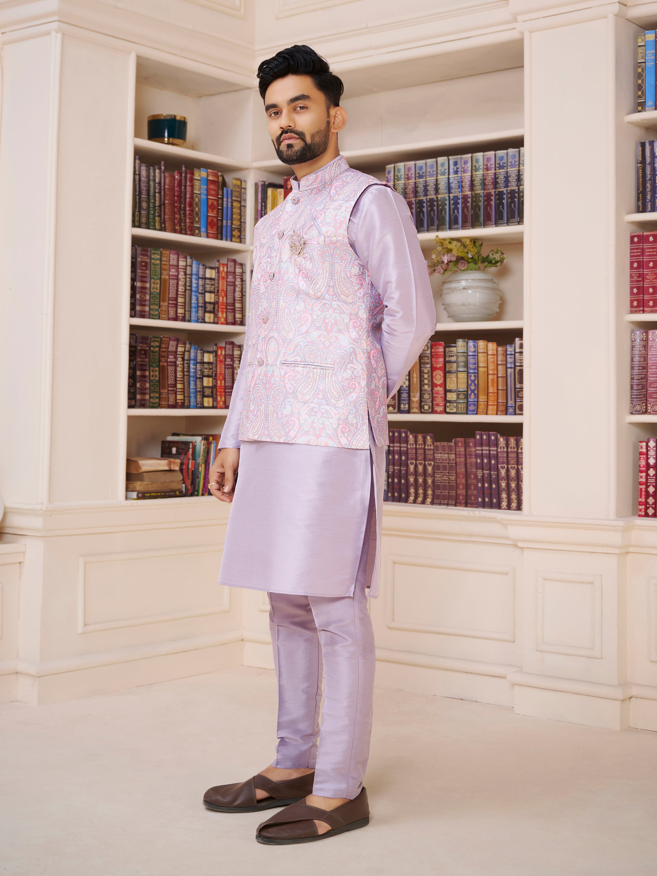 Mens Kurta Set With Jacket - Roop Darshan
