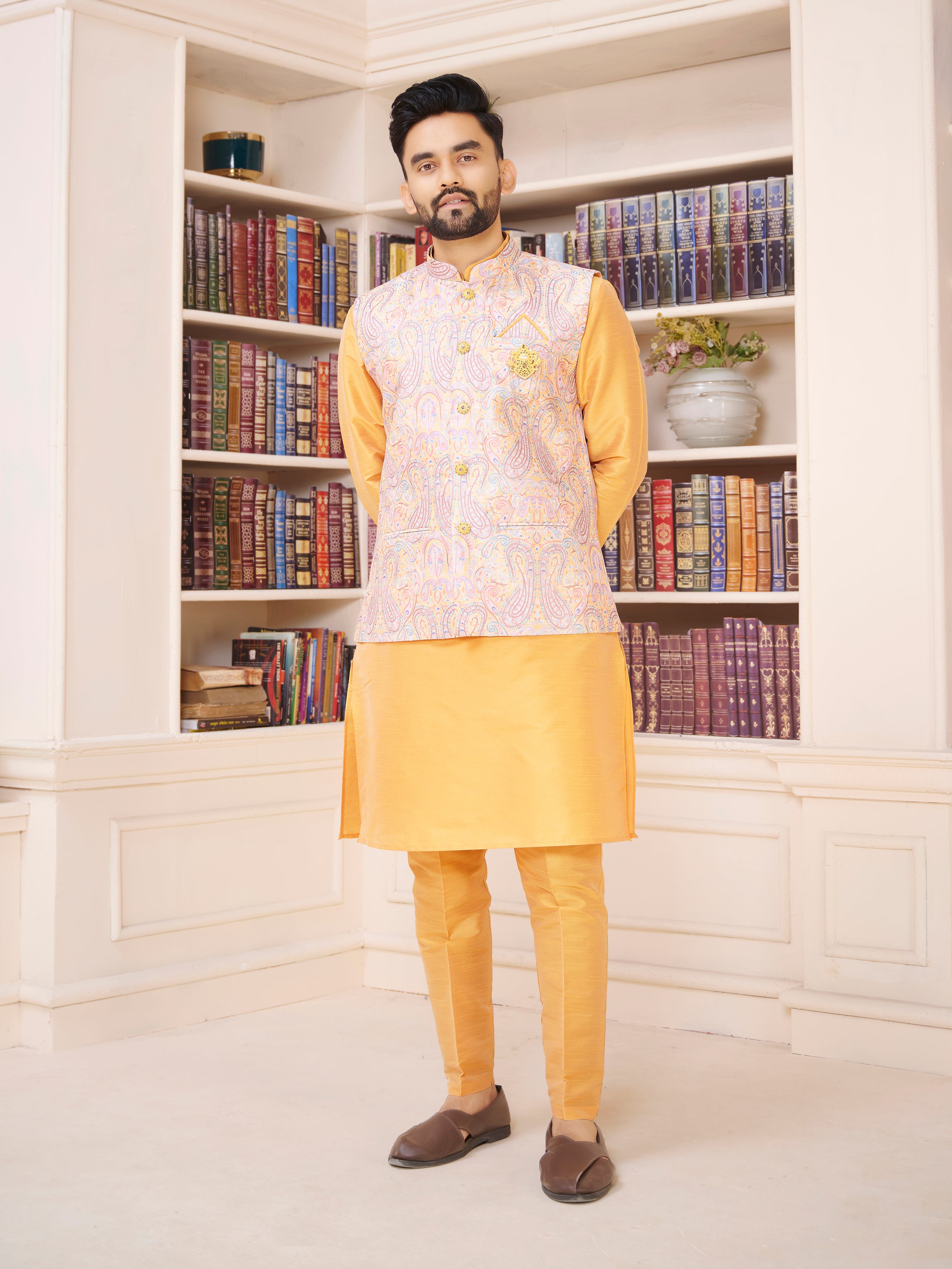 Mens Kurta Set With Jacket - Roop Darshan
