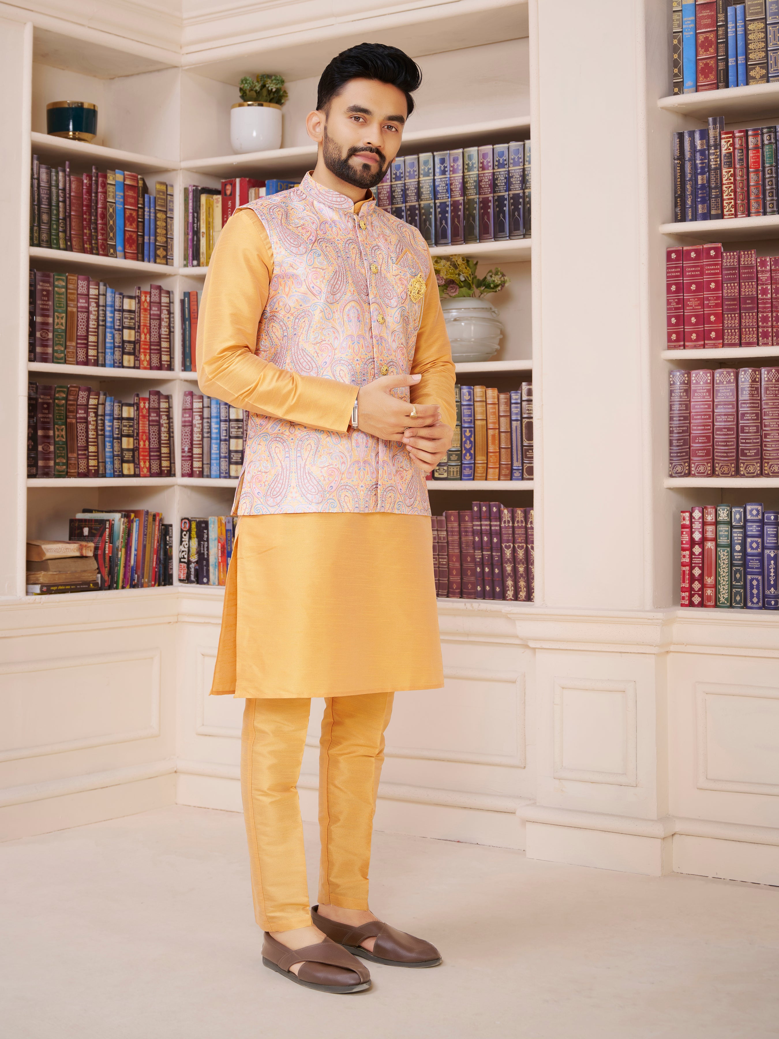Mens Kurta Set With Jacket - Roop Darshan