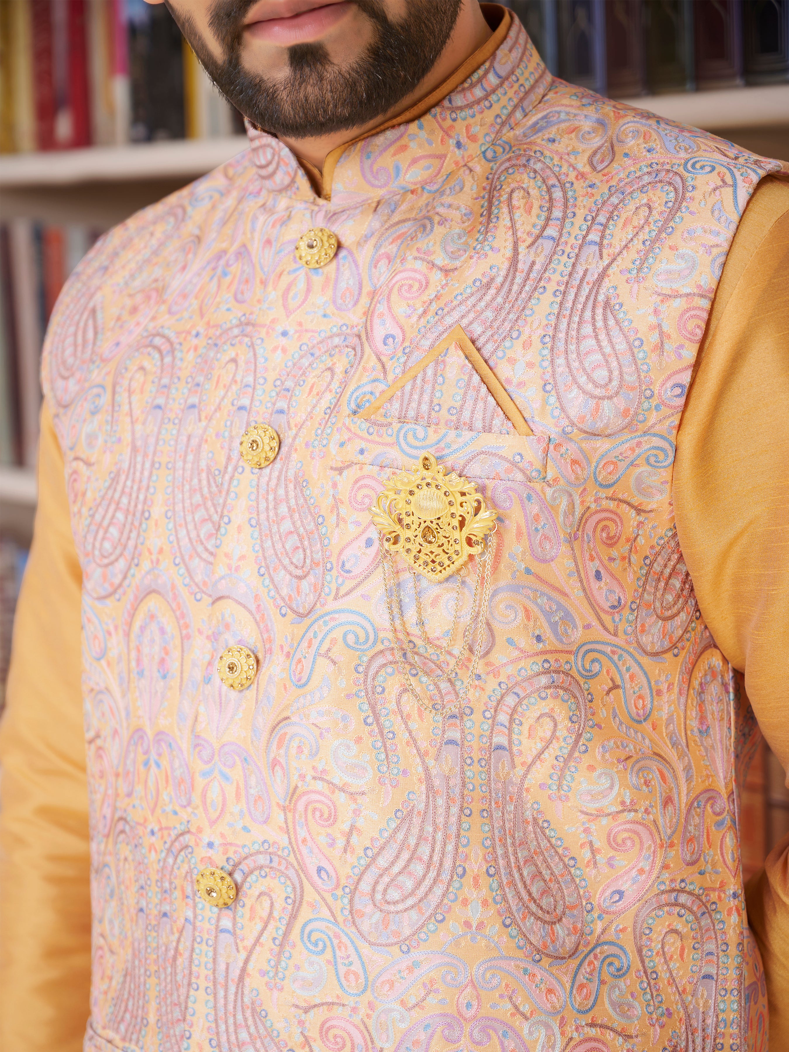 Mens Kurta Set With Jacket - Roop Darshan