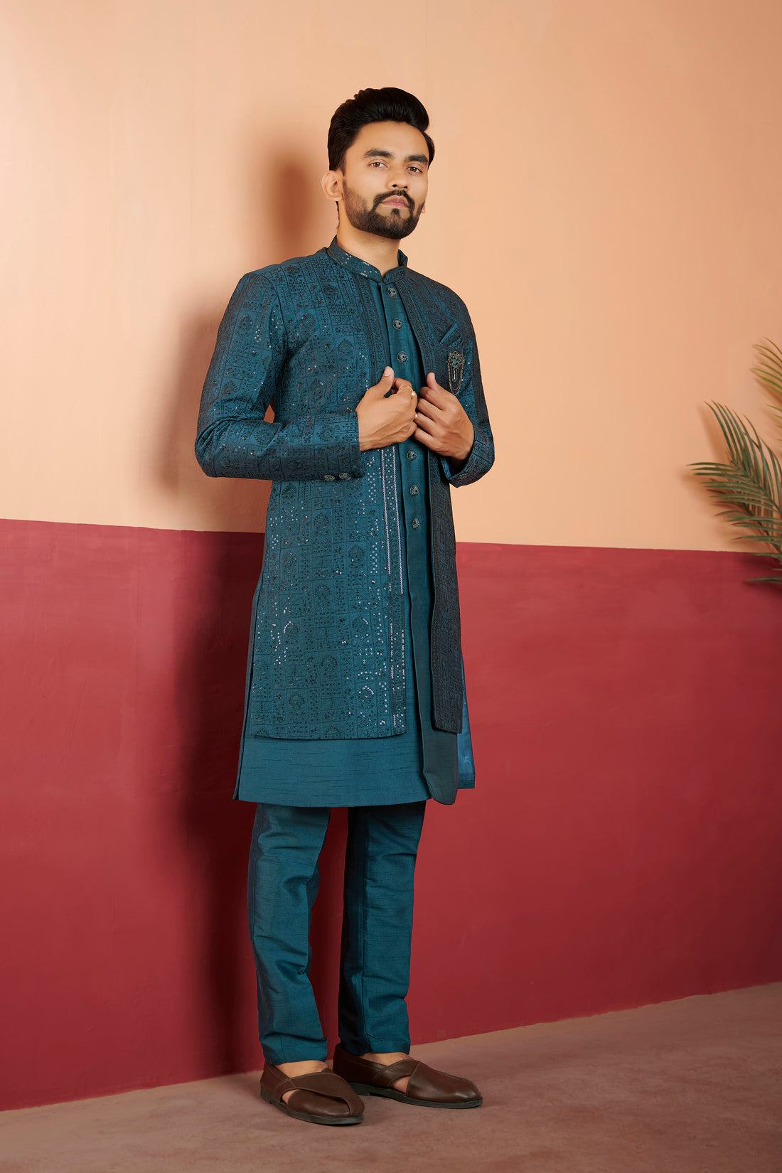 Mens Kurta Set With Jacket - Roop Darshan