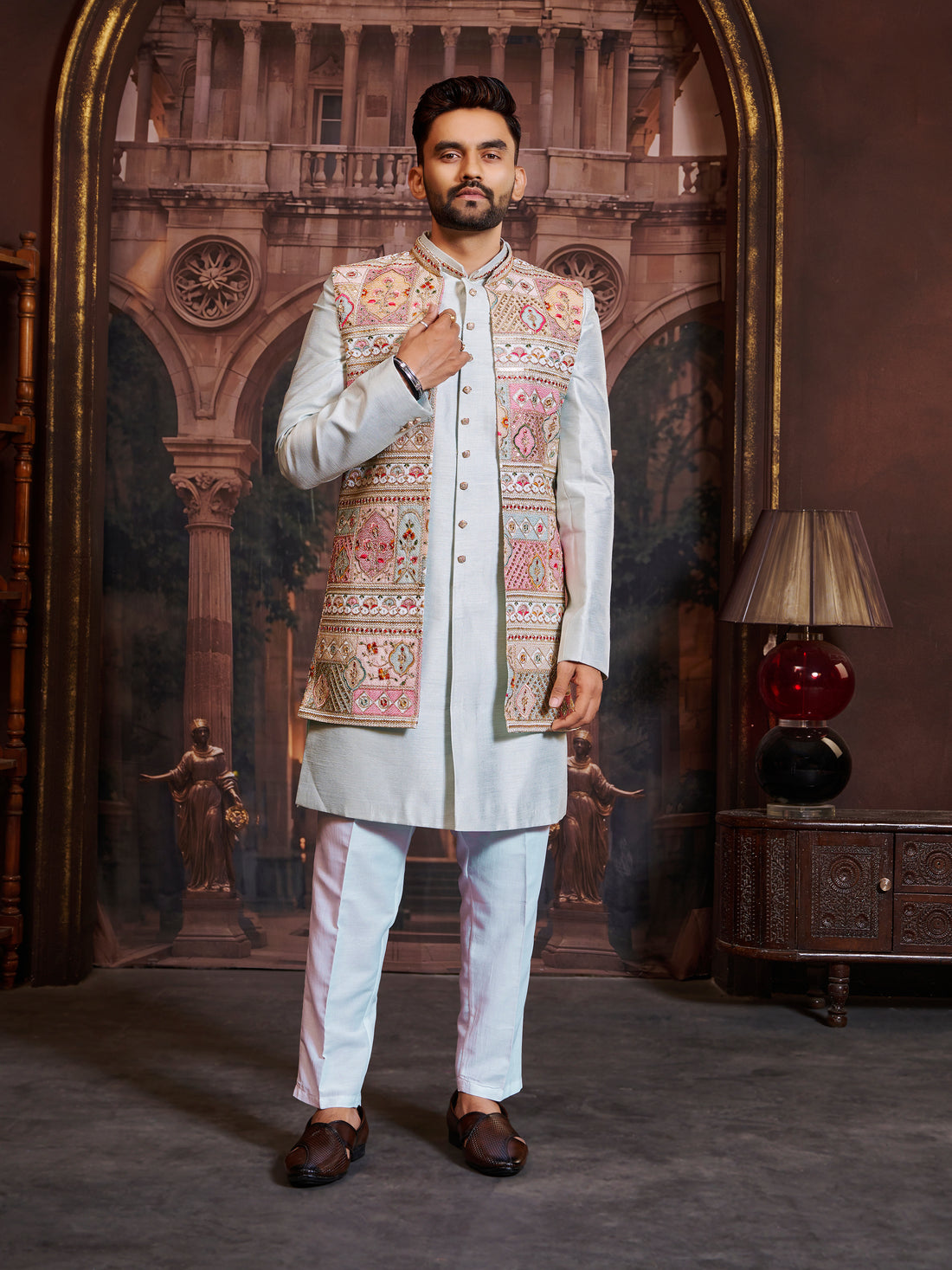 Mens Kurta Set With Jacket - Roop Darshan