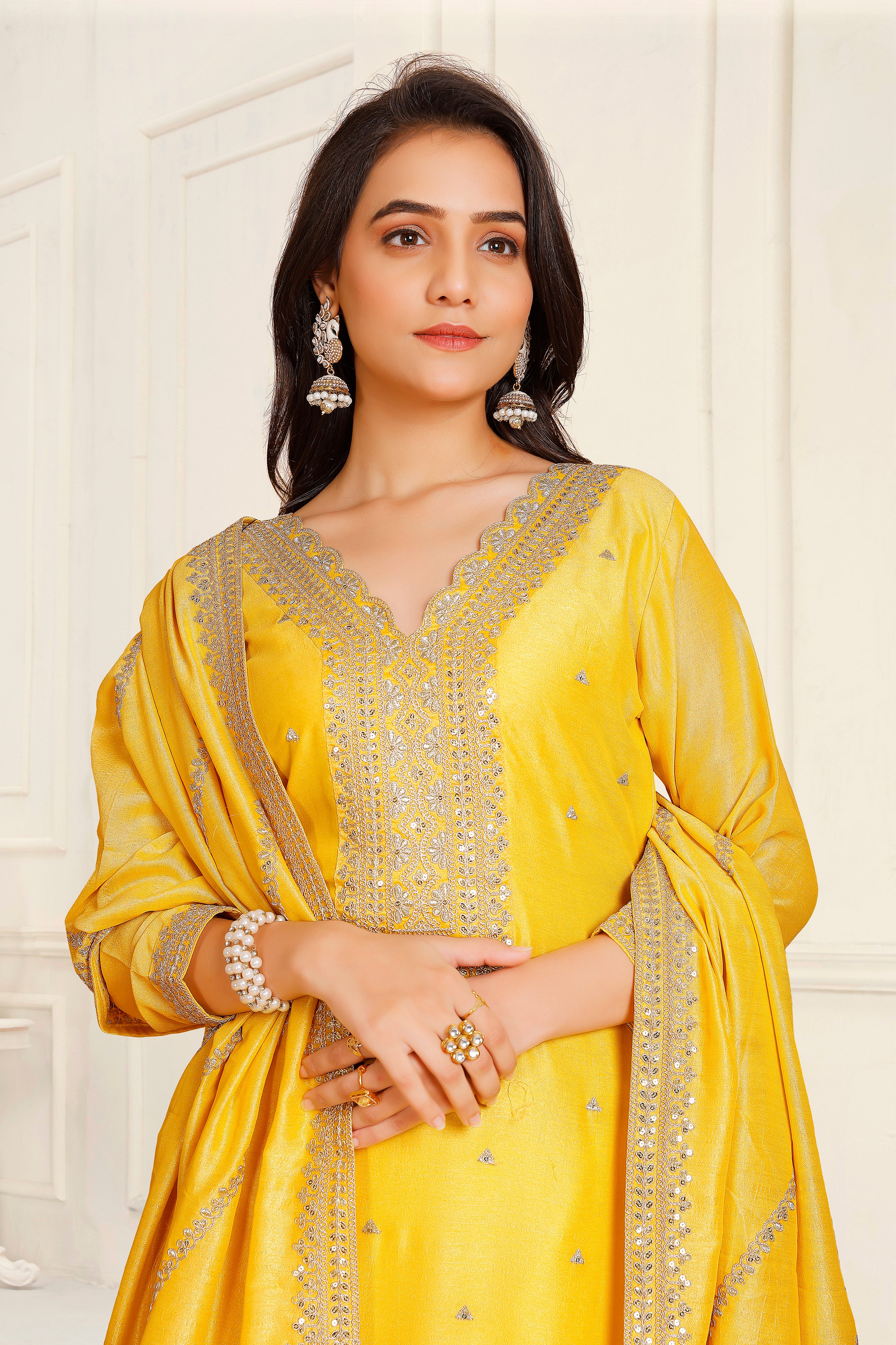 Keshni Kamiz &amp; Pant - Roop Darshan