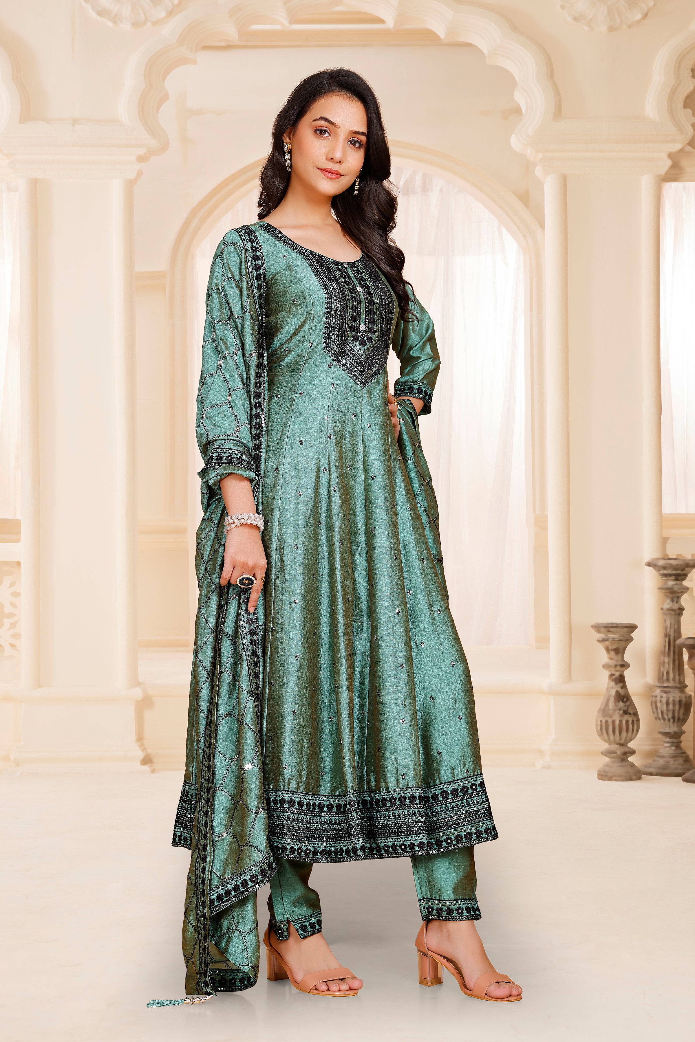 Rishma Flair Kamiz &amp; Pant - Roop Darshan