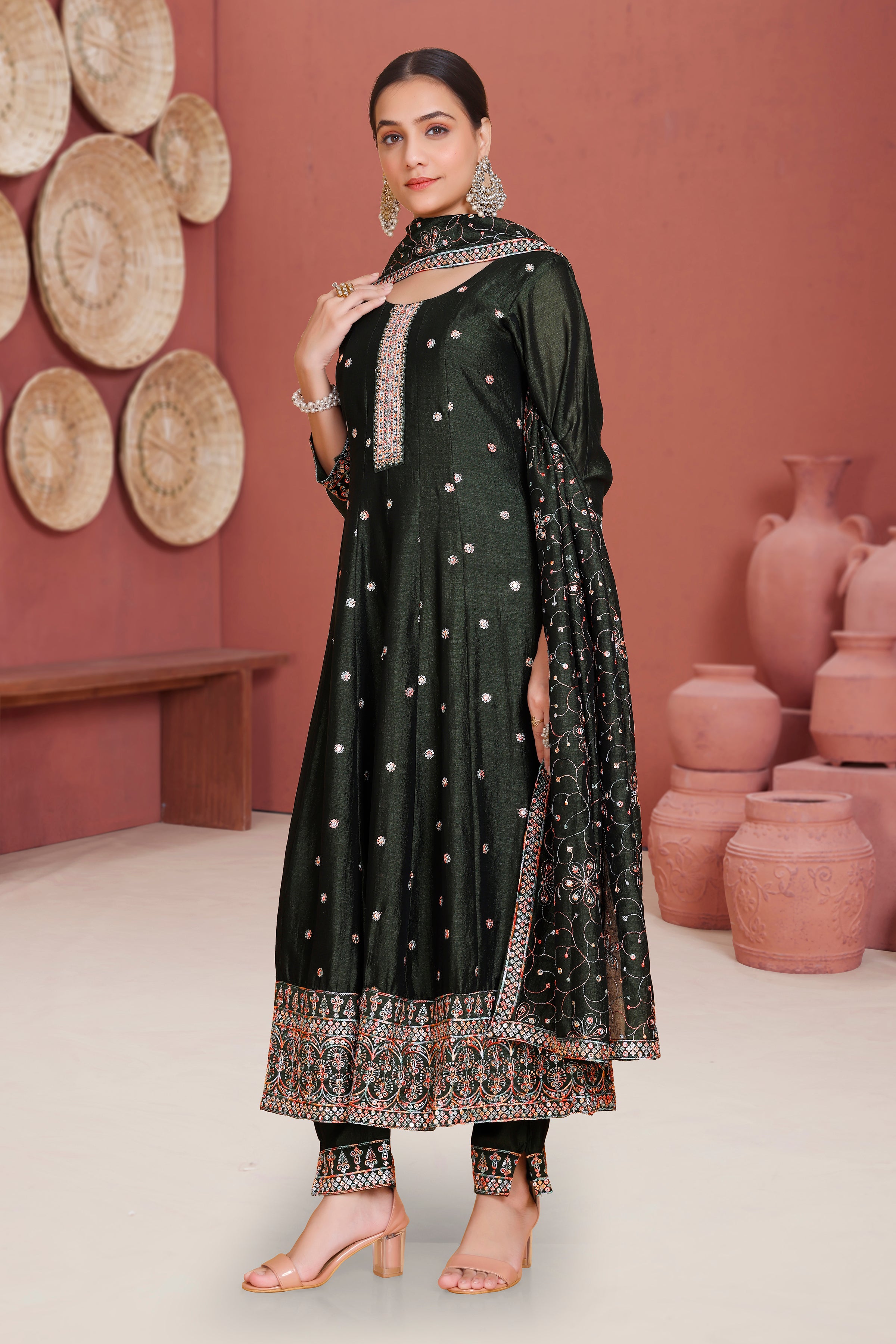 Pinal Flair Suit - Roop Darshan