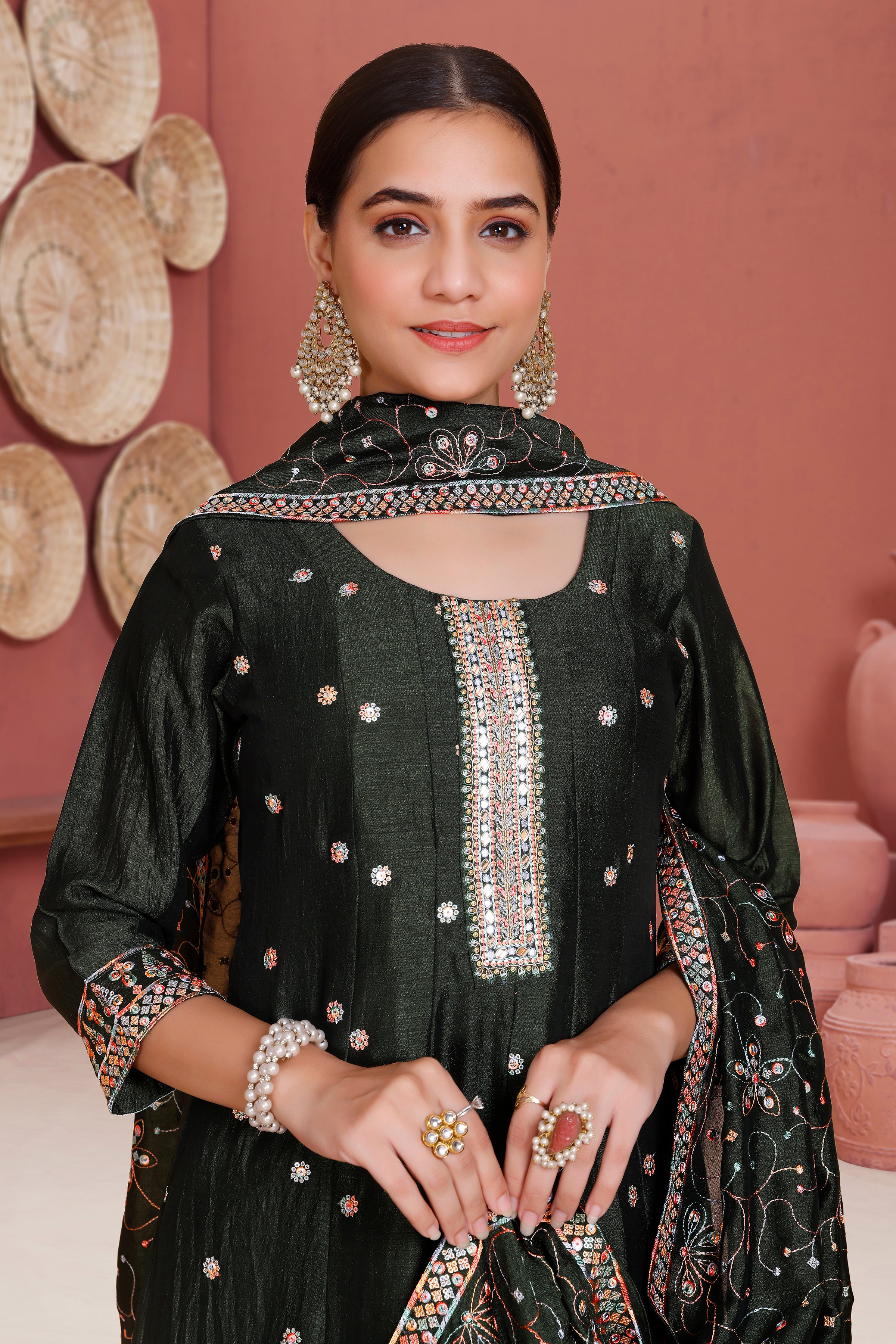 Pinal Flair Suit - Roop Darshan