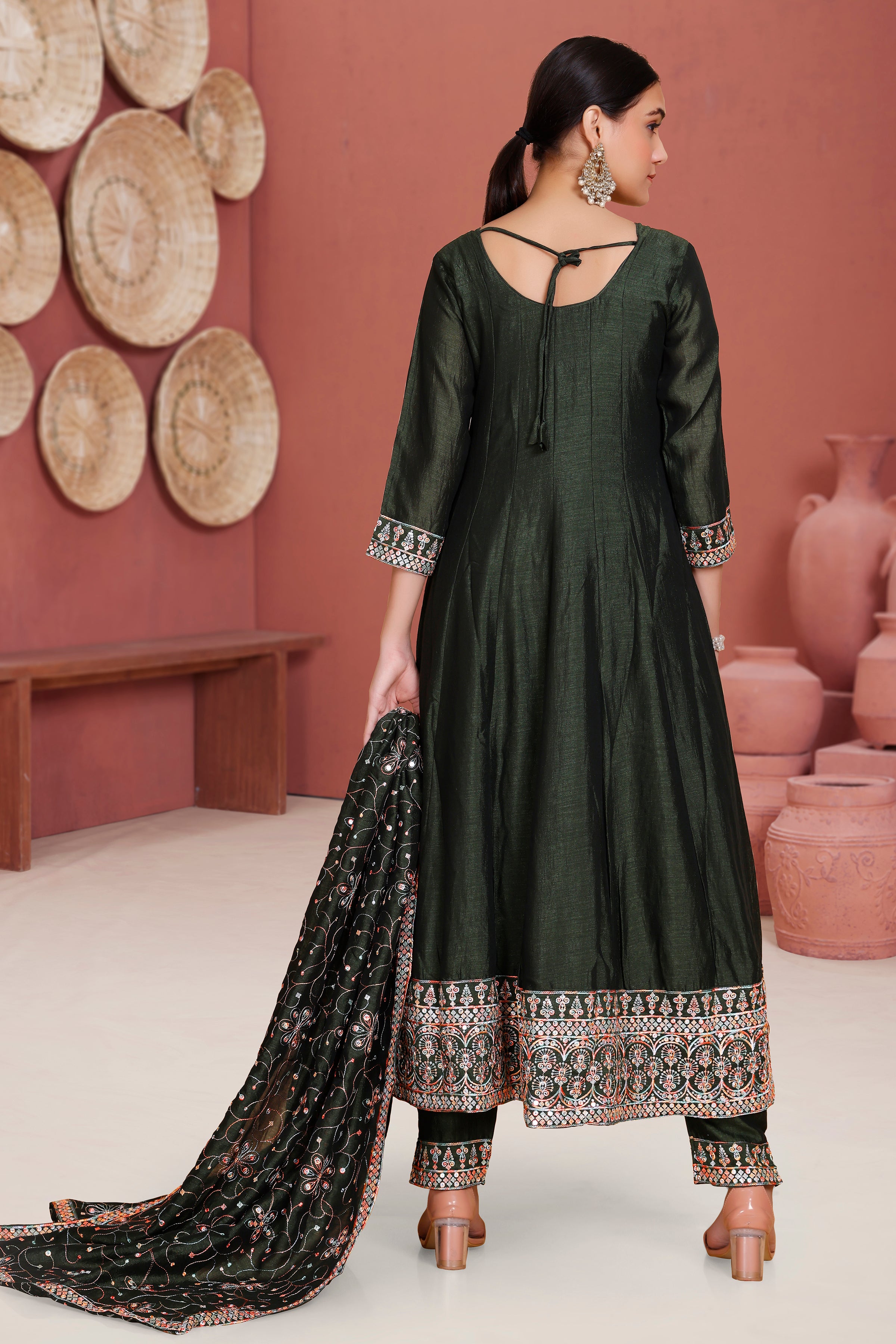 Pinal Flair Suit - Roop Darshan