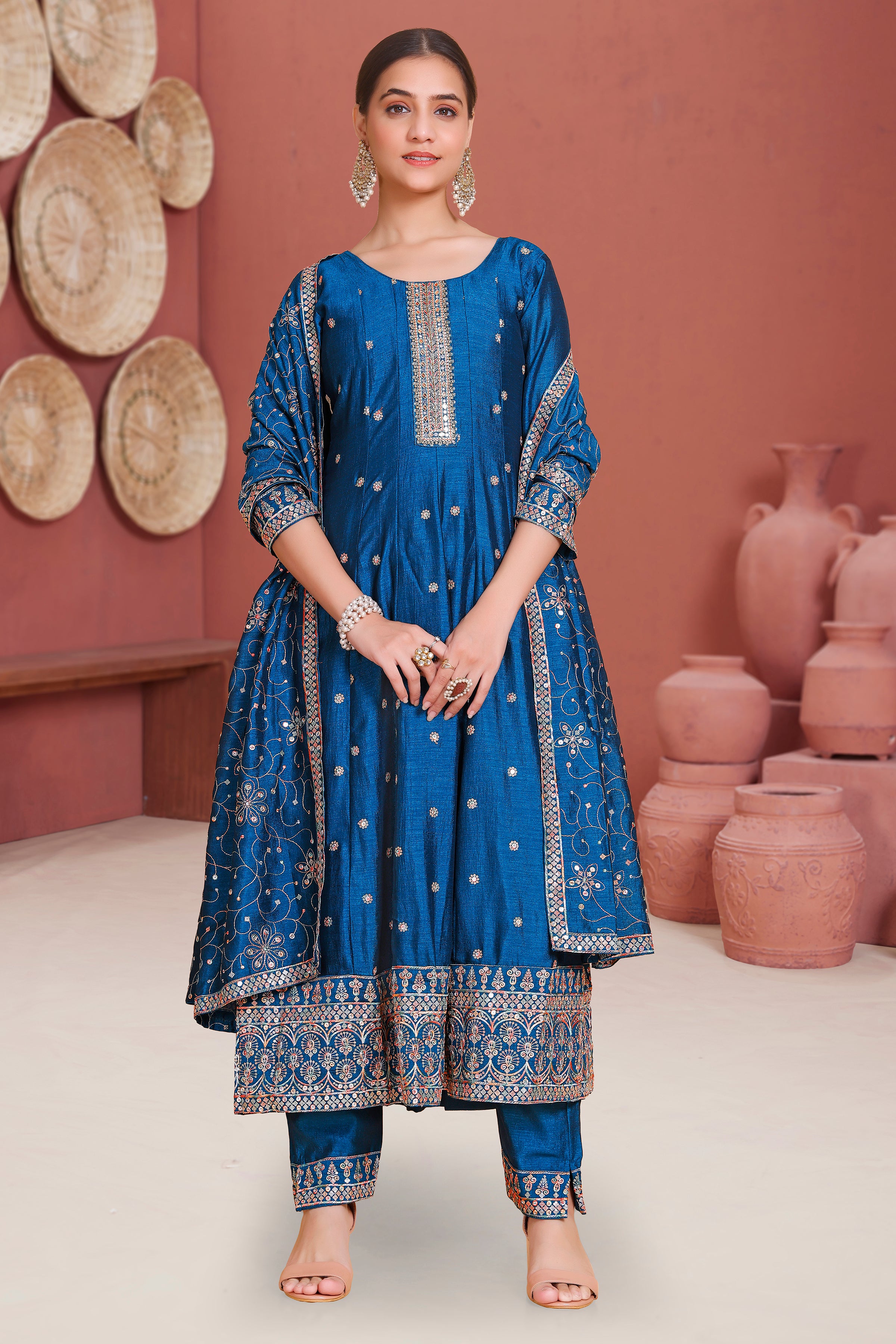 Pinal Flair Suit - Roop Darshan