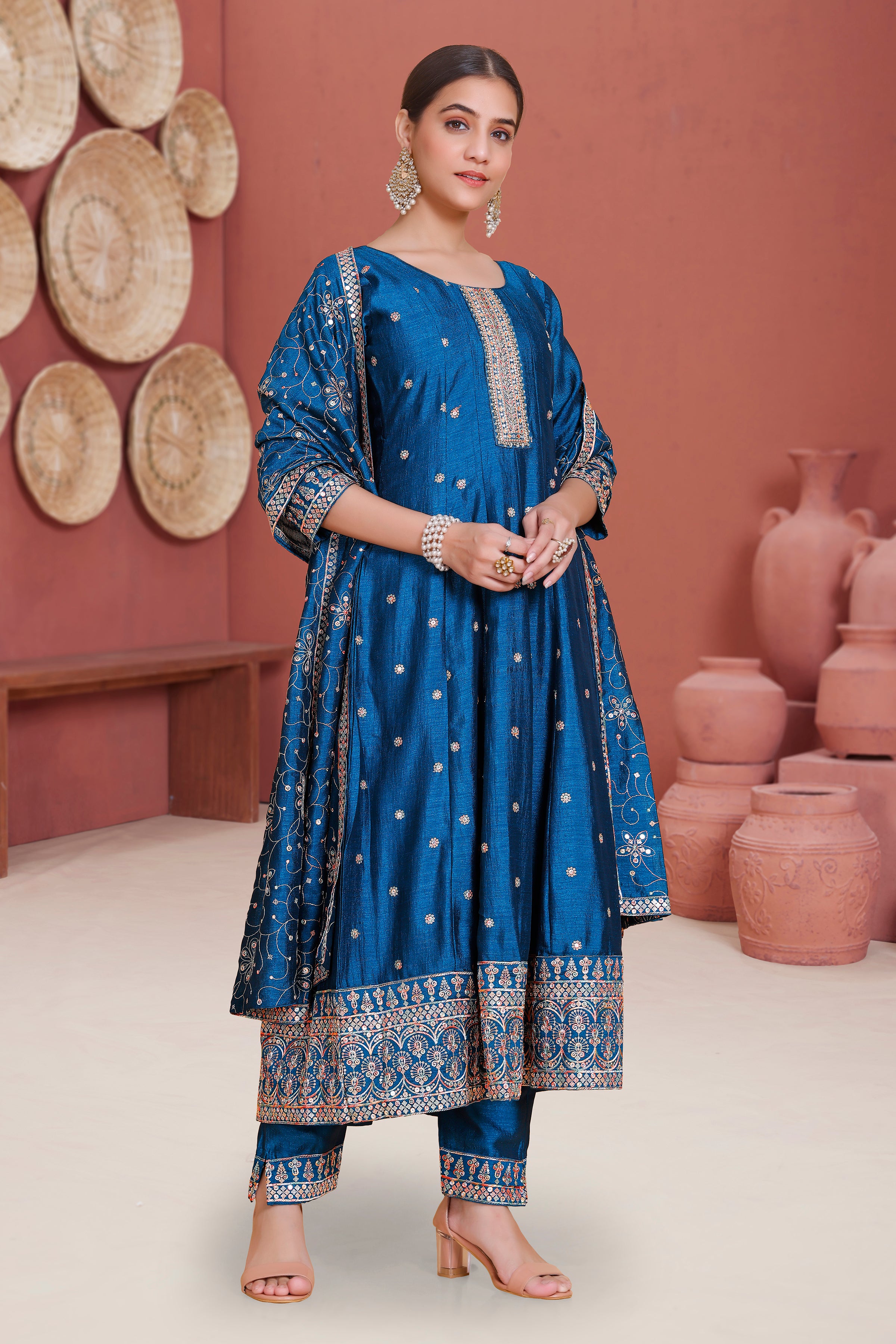 Pinal Flair Suit - Roop Darshan