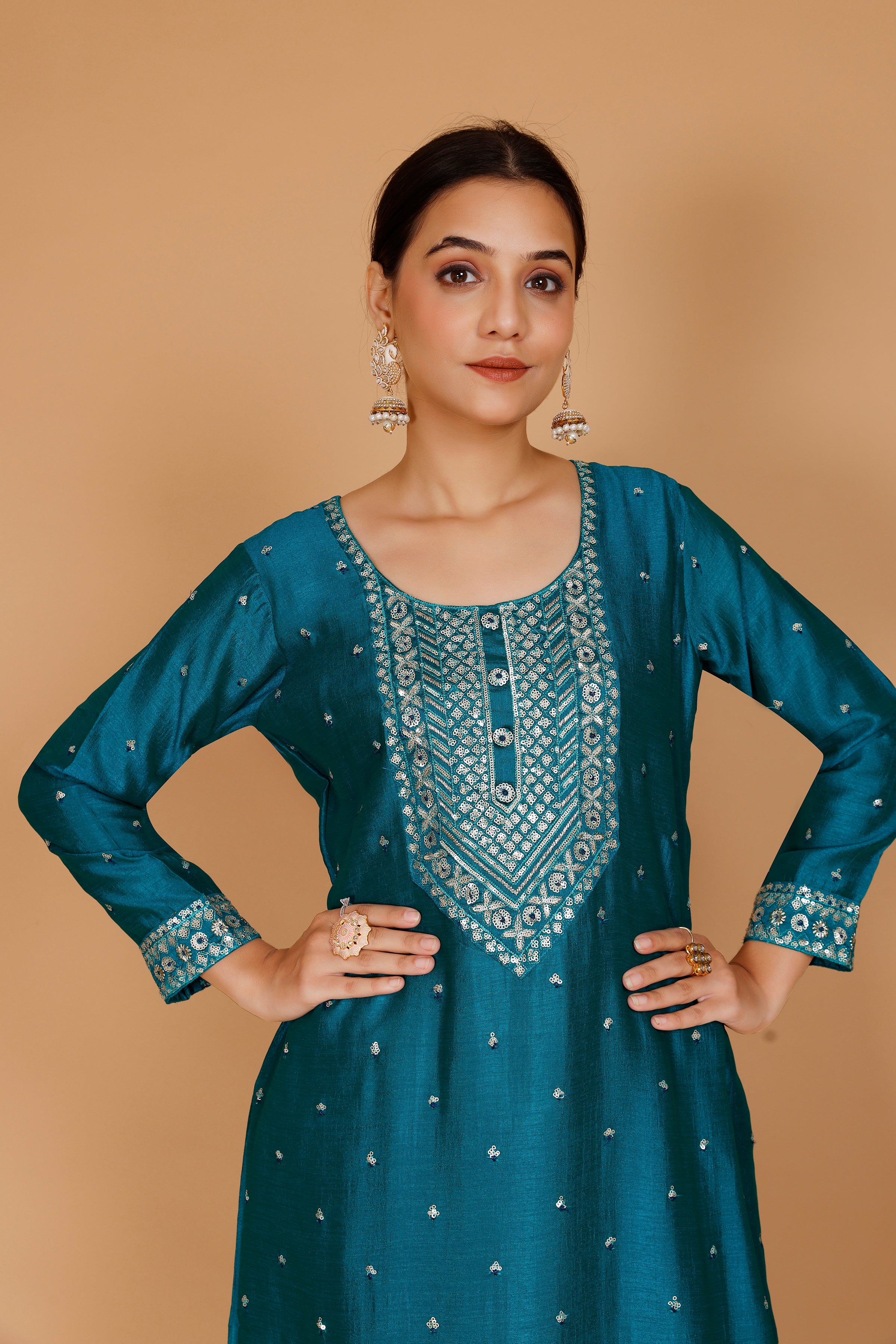 Heena Kamiz &amp; Pant - Roop Darshan