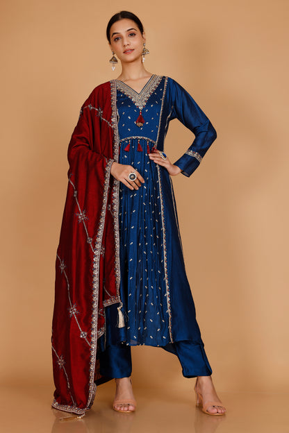 Jahnvi Naira Cut Kamiz Suit