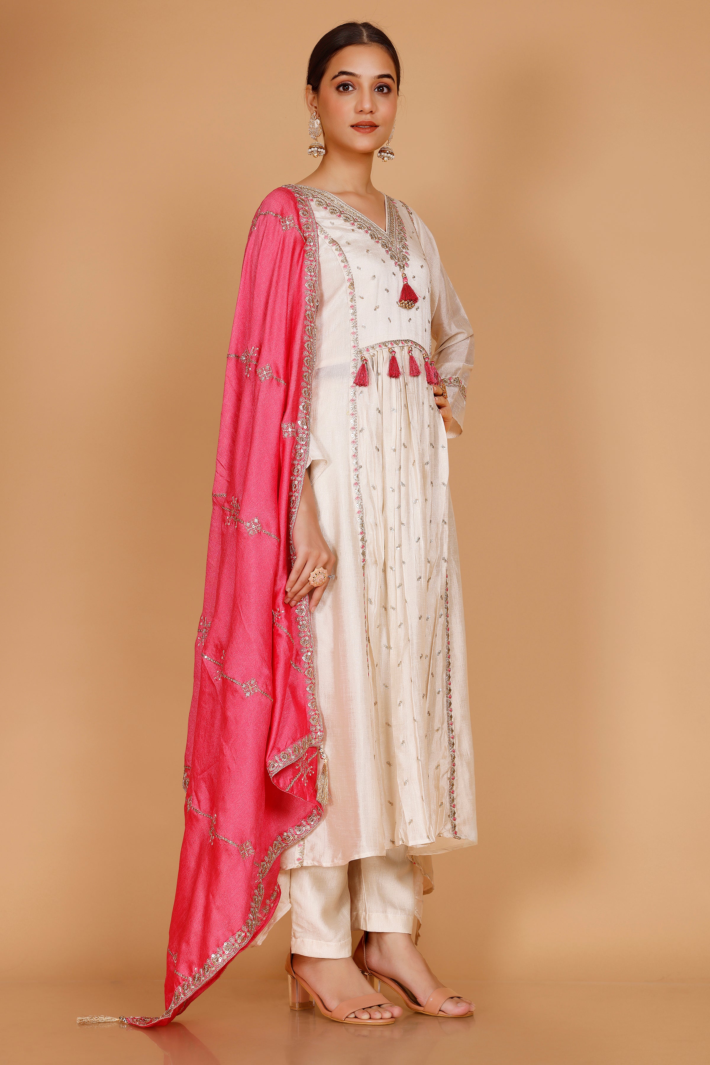Jahnvi Naira Cut Kamiz Suit
