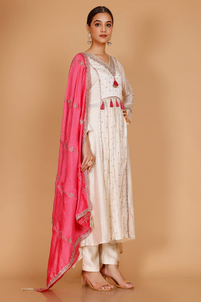 Jahnvi Naira Cut Kamiz Suit