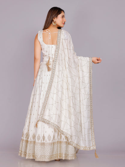 Aavani Silk Chaniya Lehenga