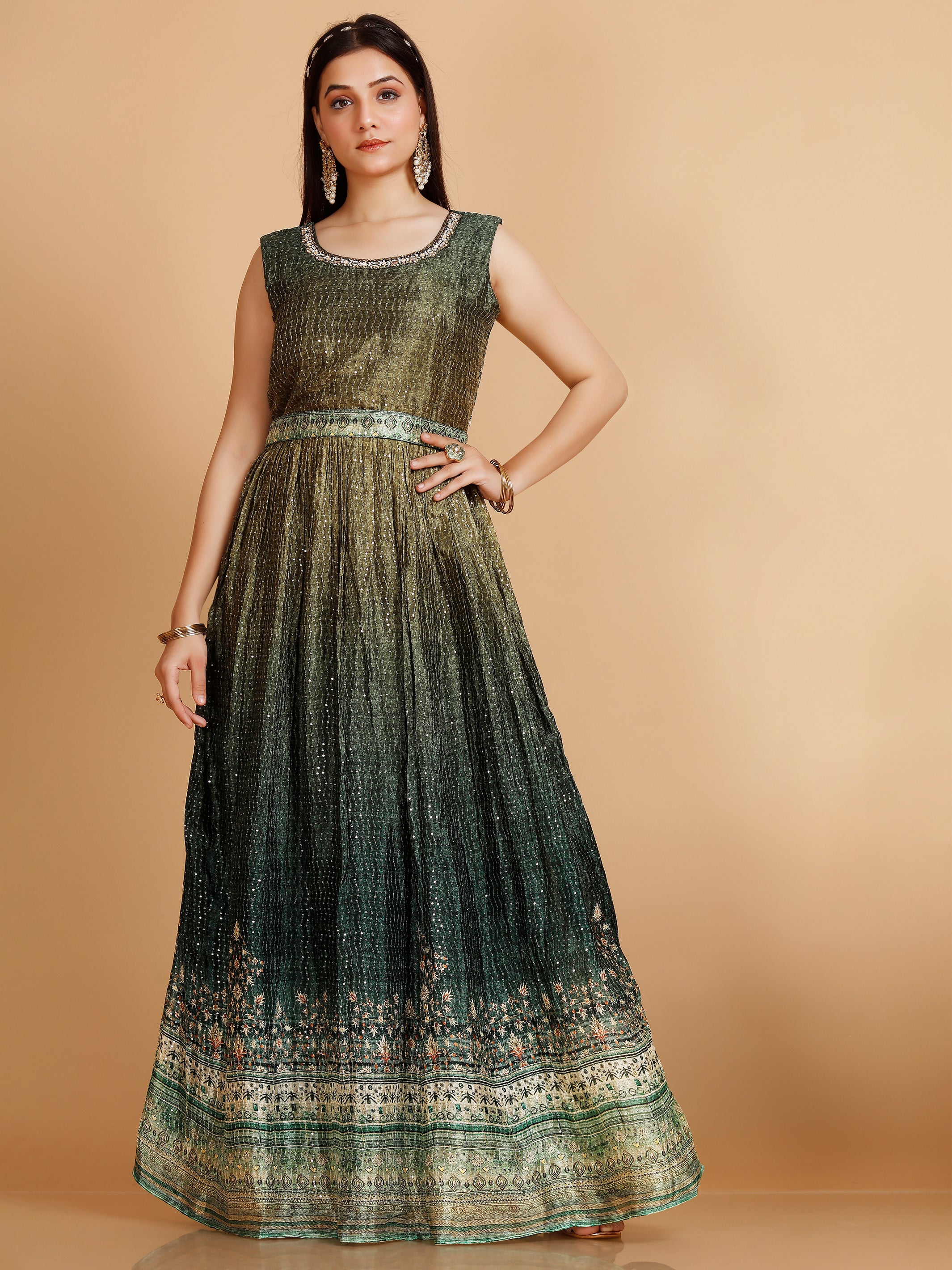 colour(Y) | Pakistani bridal dresses, Indian wedding dress, Pakistani bridal