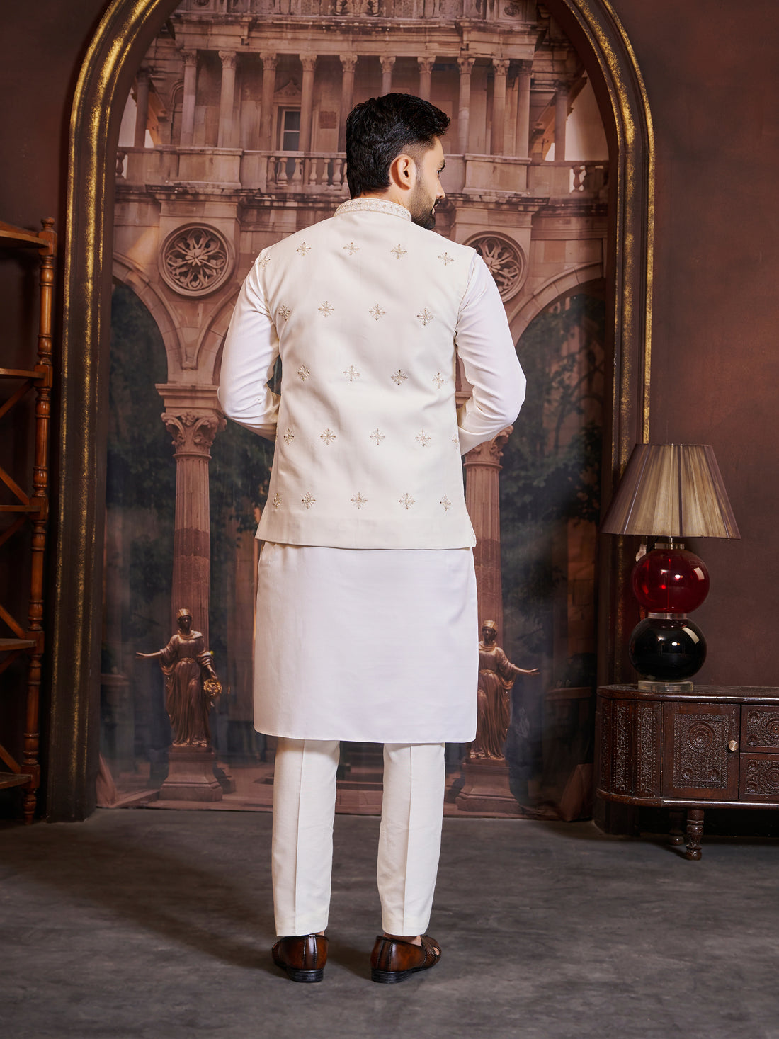 Mens Kurta Set With Jacket - Roop Darshan