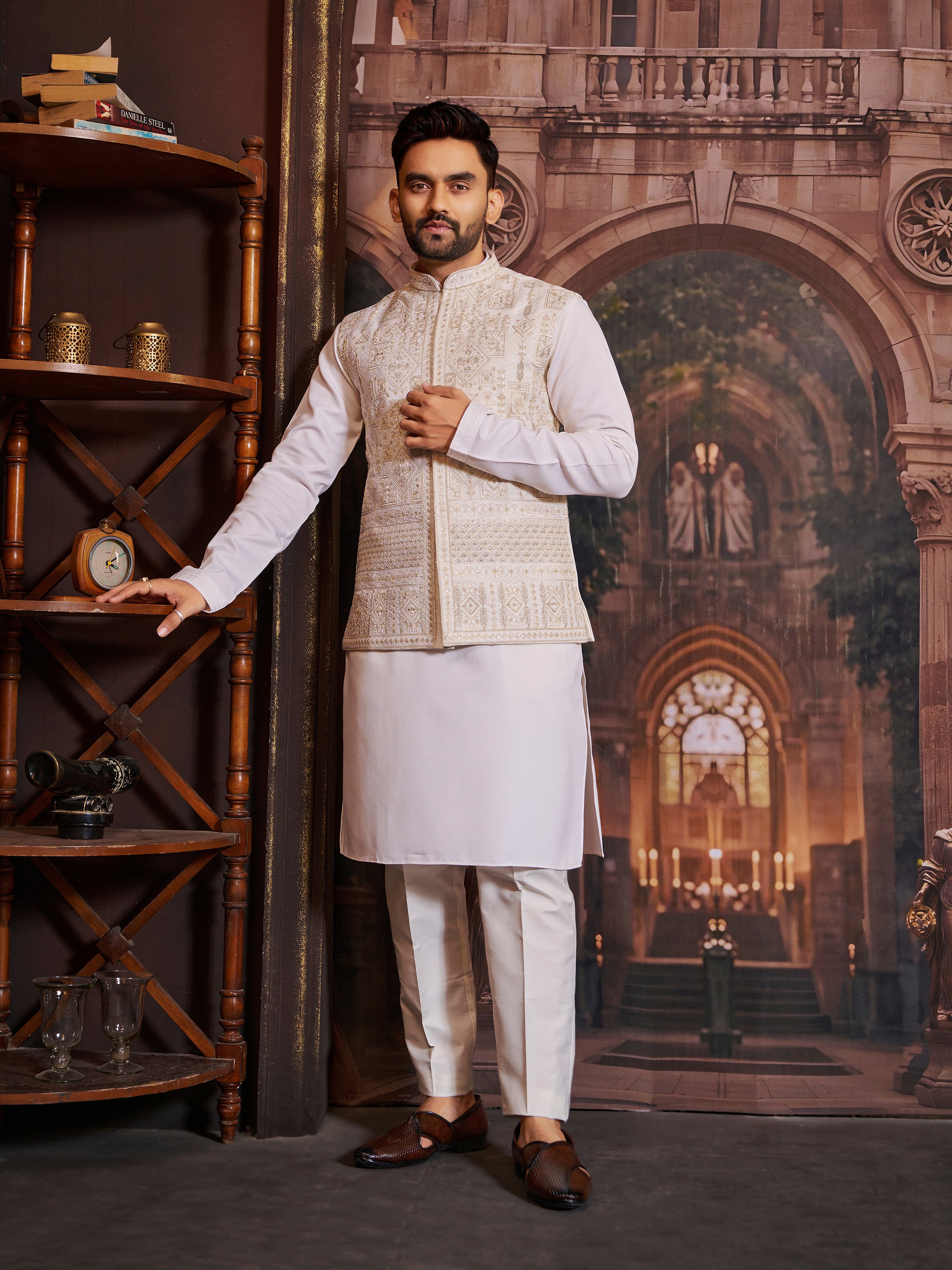 Mens Kurta Set With Jacket - Roop Darshan