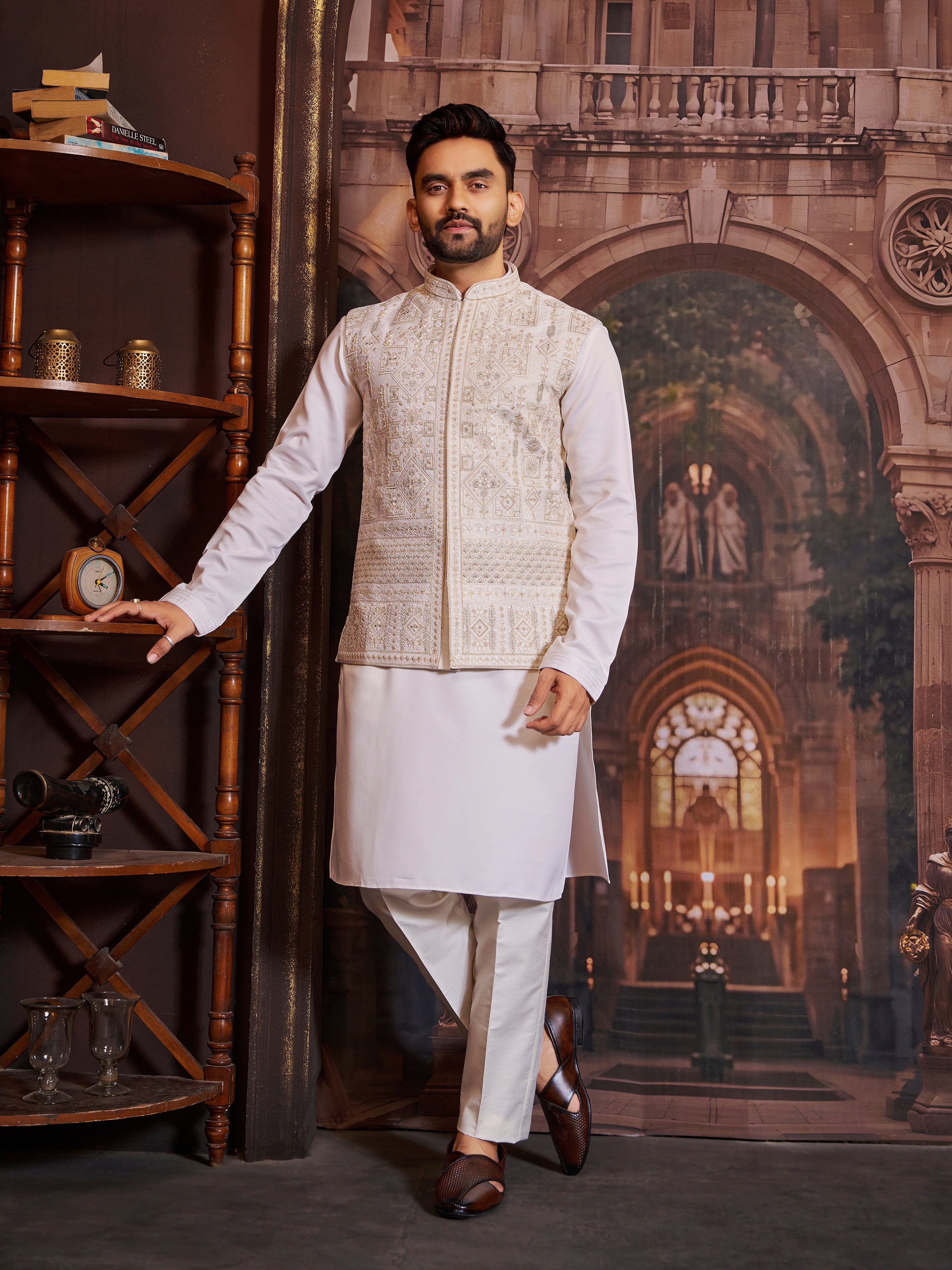 Mens Kurta Set With Jacket - Roop Darshan