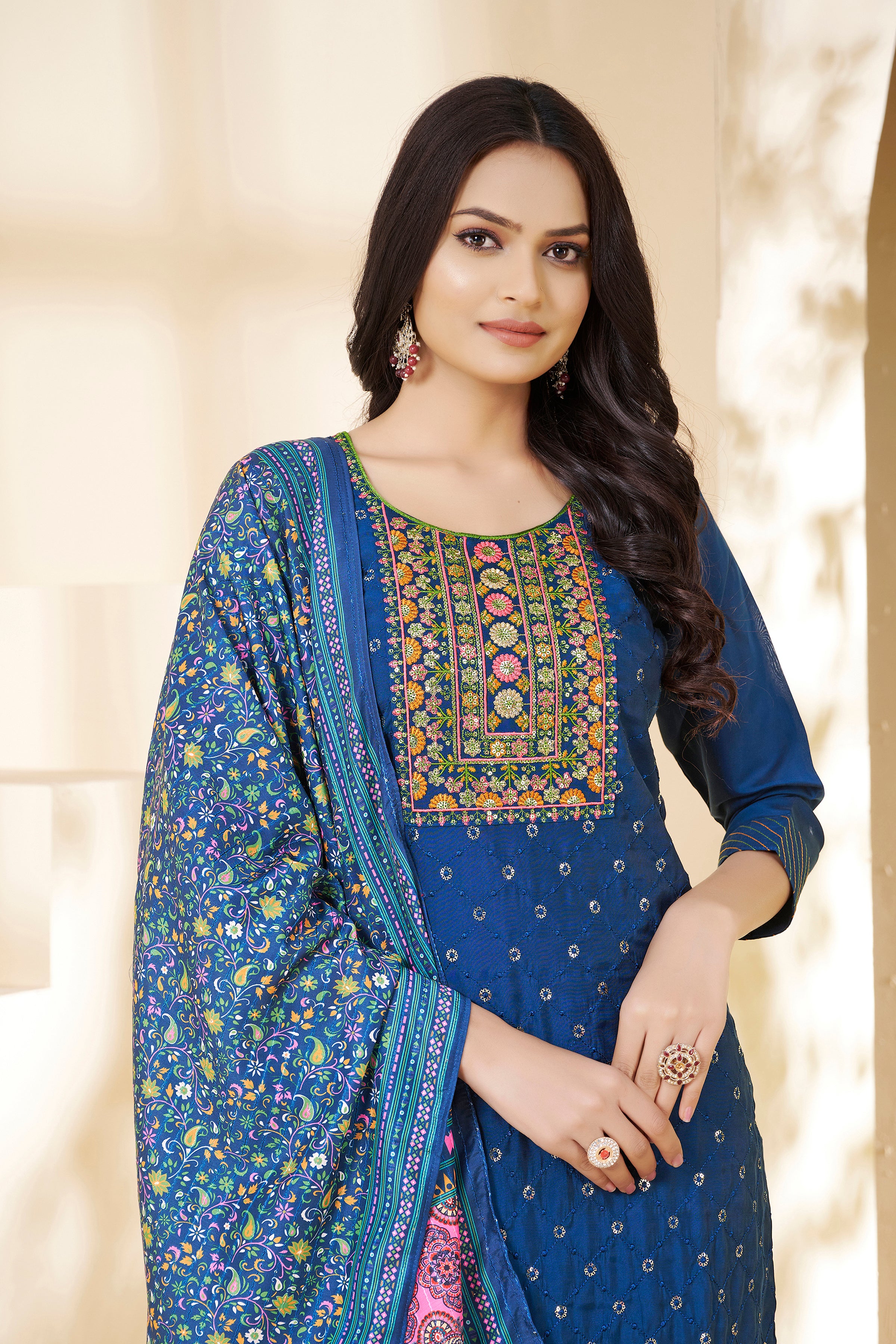 Rasna Kamiz &amp; Pant - Roop Darshan