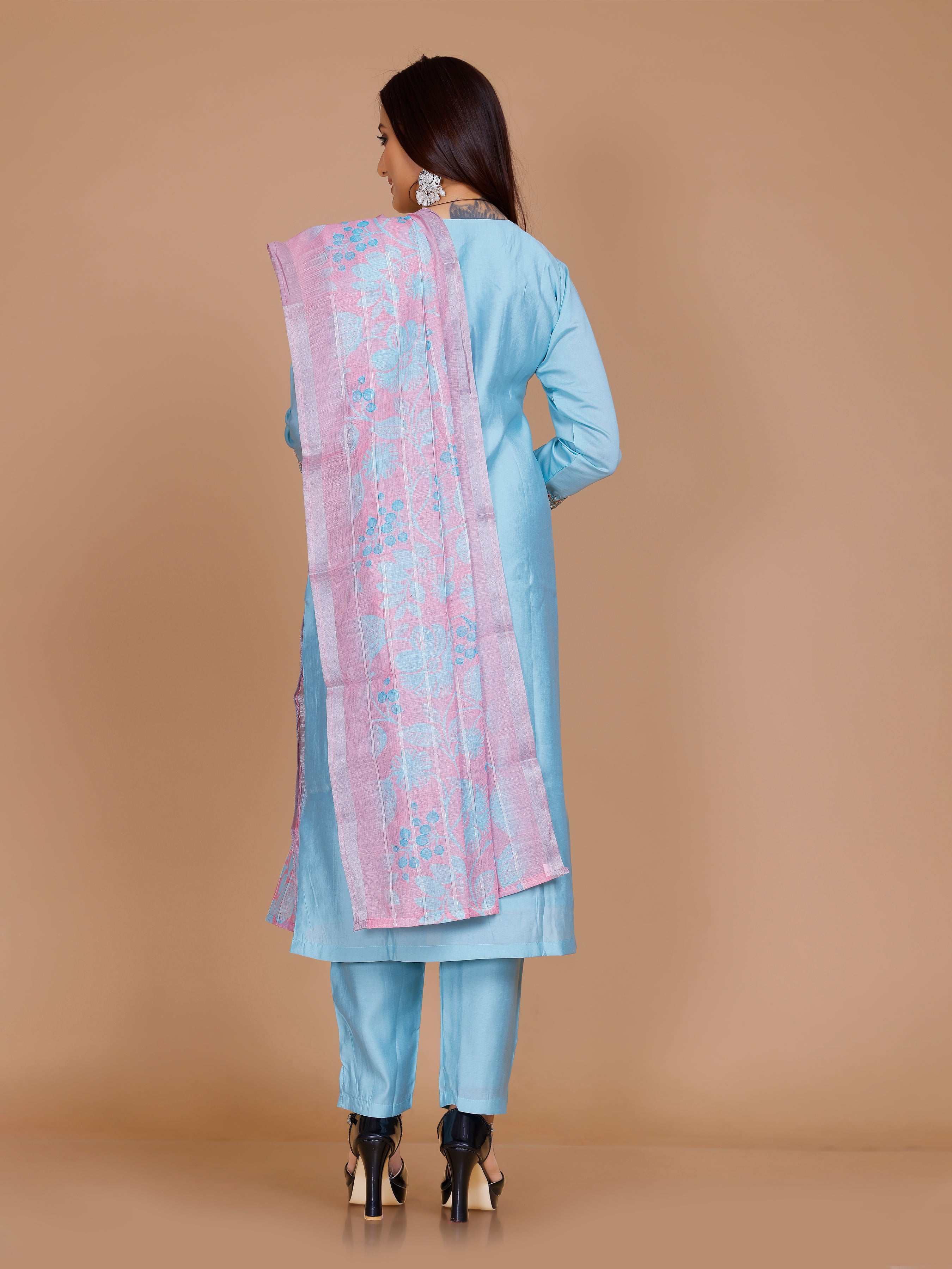 Khushi Kamiz &amp; Pant - Roop Darshan