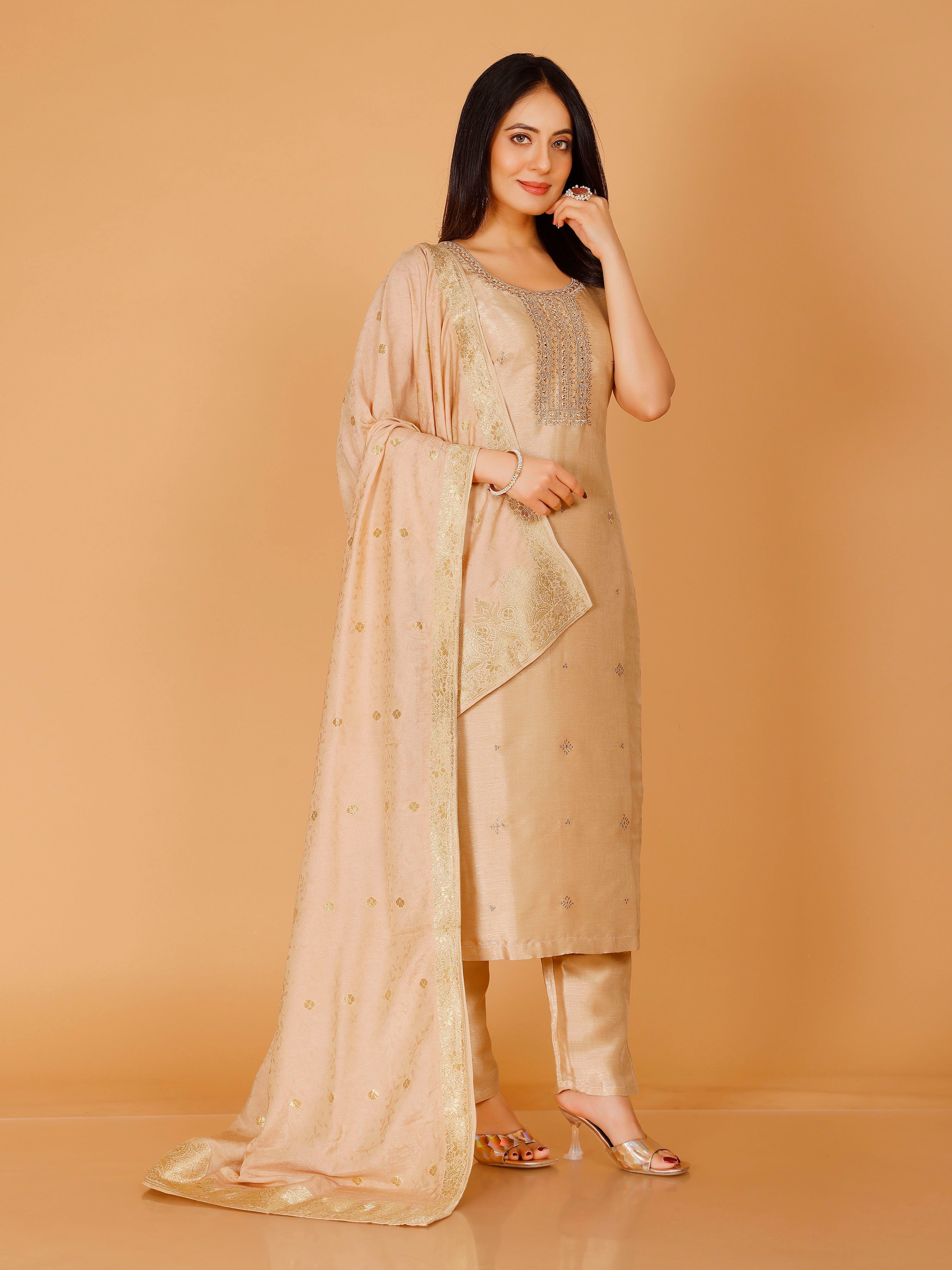 Helina Kamiz &amp; Pant - Roop Darshan