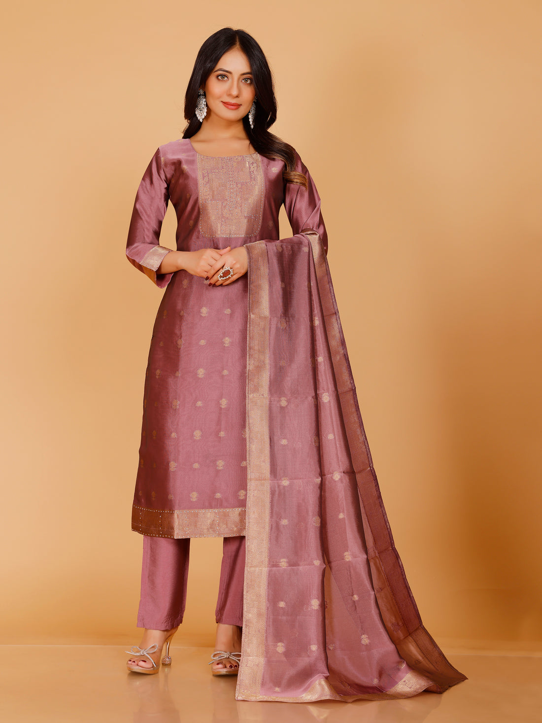 Vibha Kamiz &amp; Pant - Roop Darshan