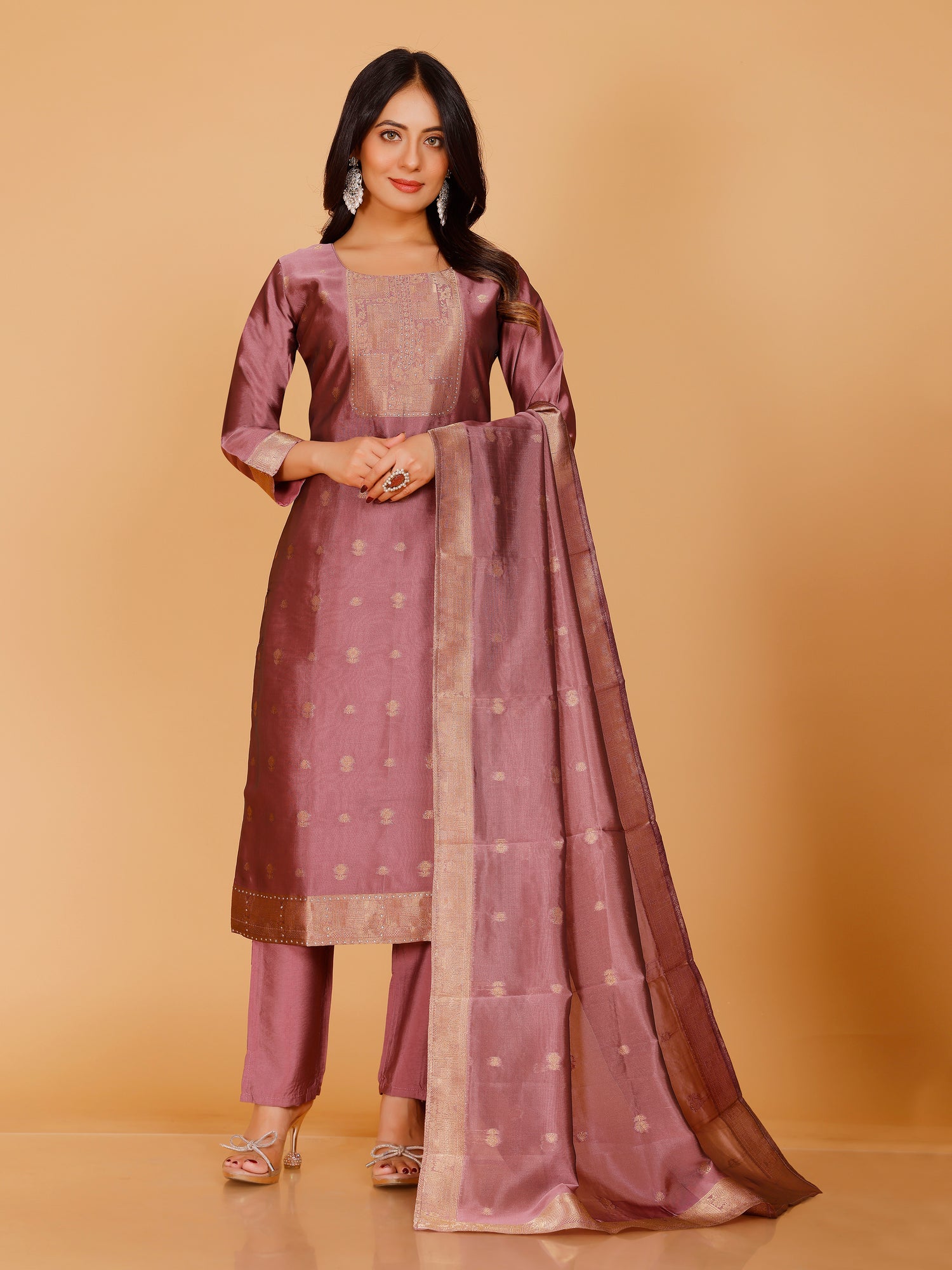 Vibha Kamiz &amp; Pant - Roop Darshan