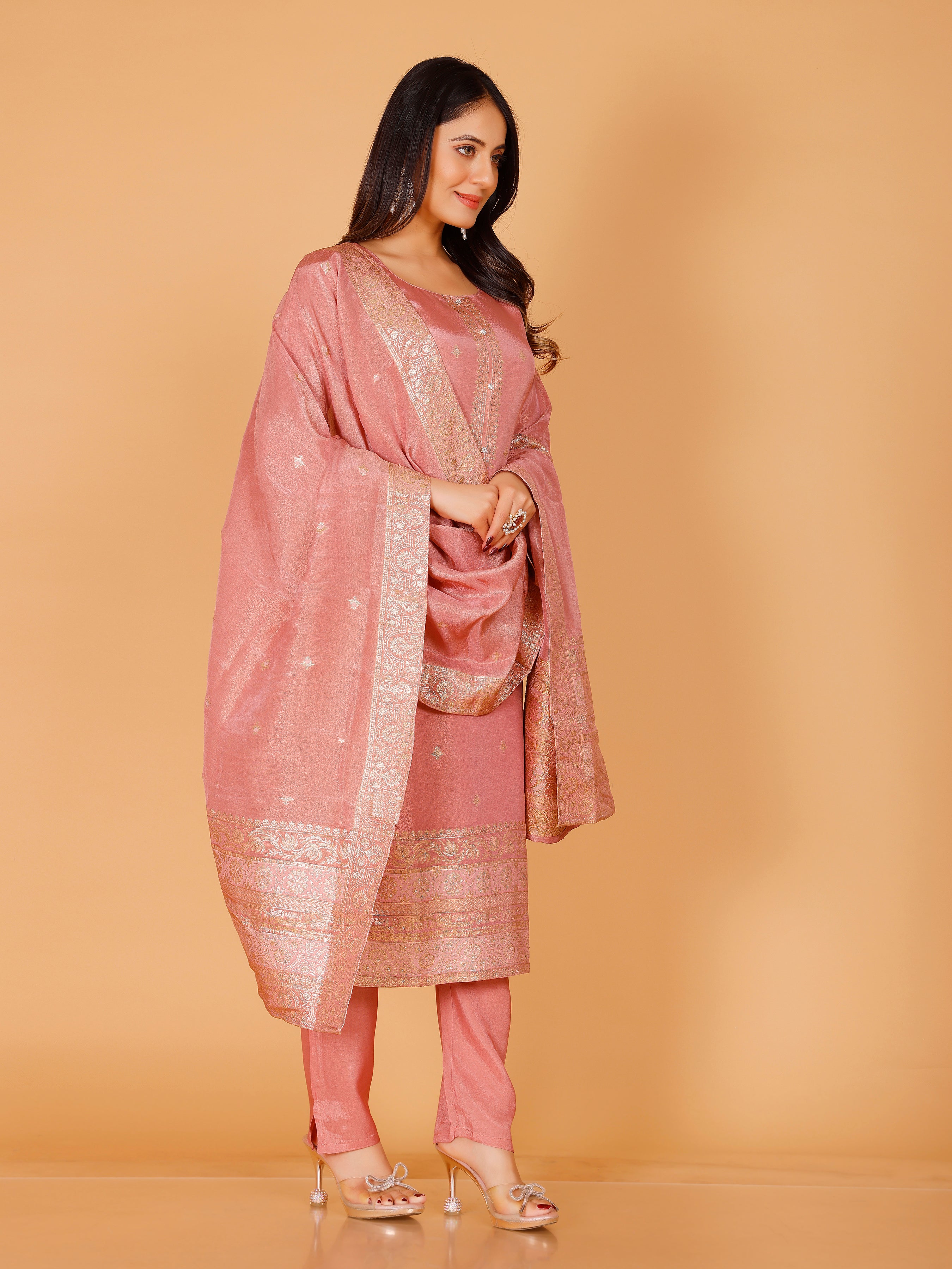 Inaya Kamiz &amp; Pant - Roop Darshan