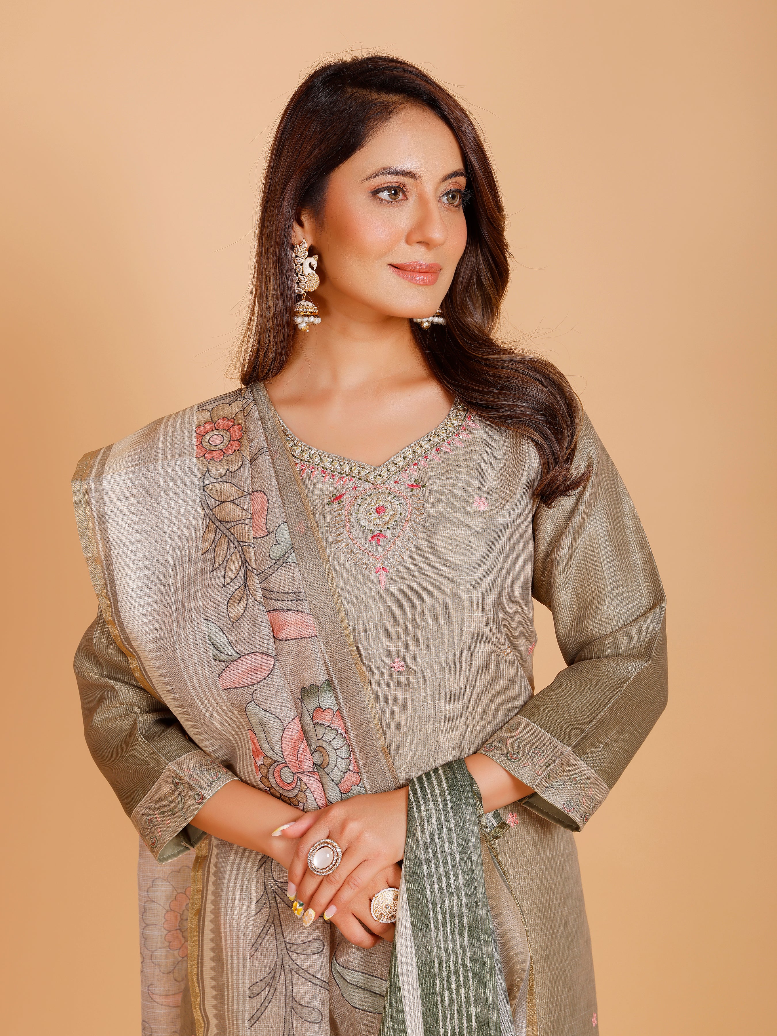 Nivedita Kamiz &amp; Pant