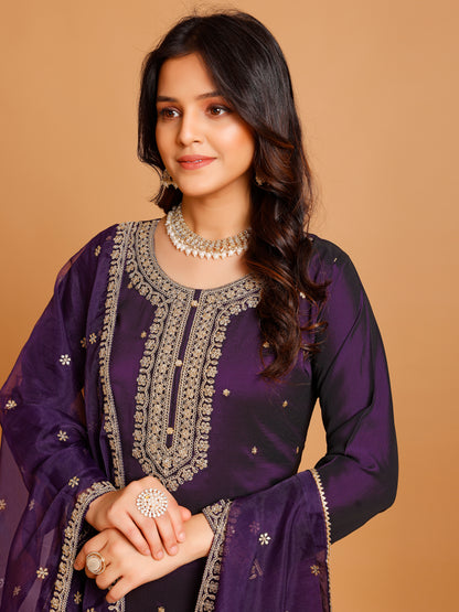 Ruhi Kamiz &amp; Pant - Roop Darshan