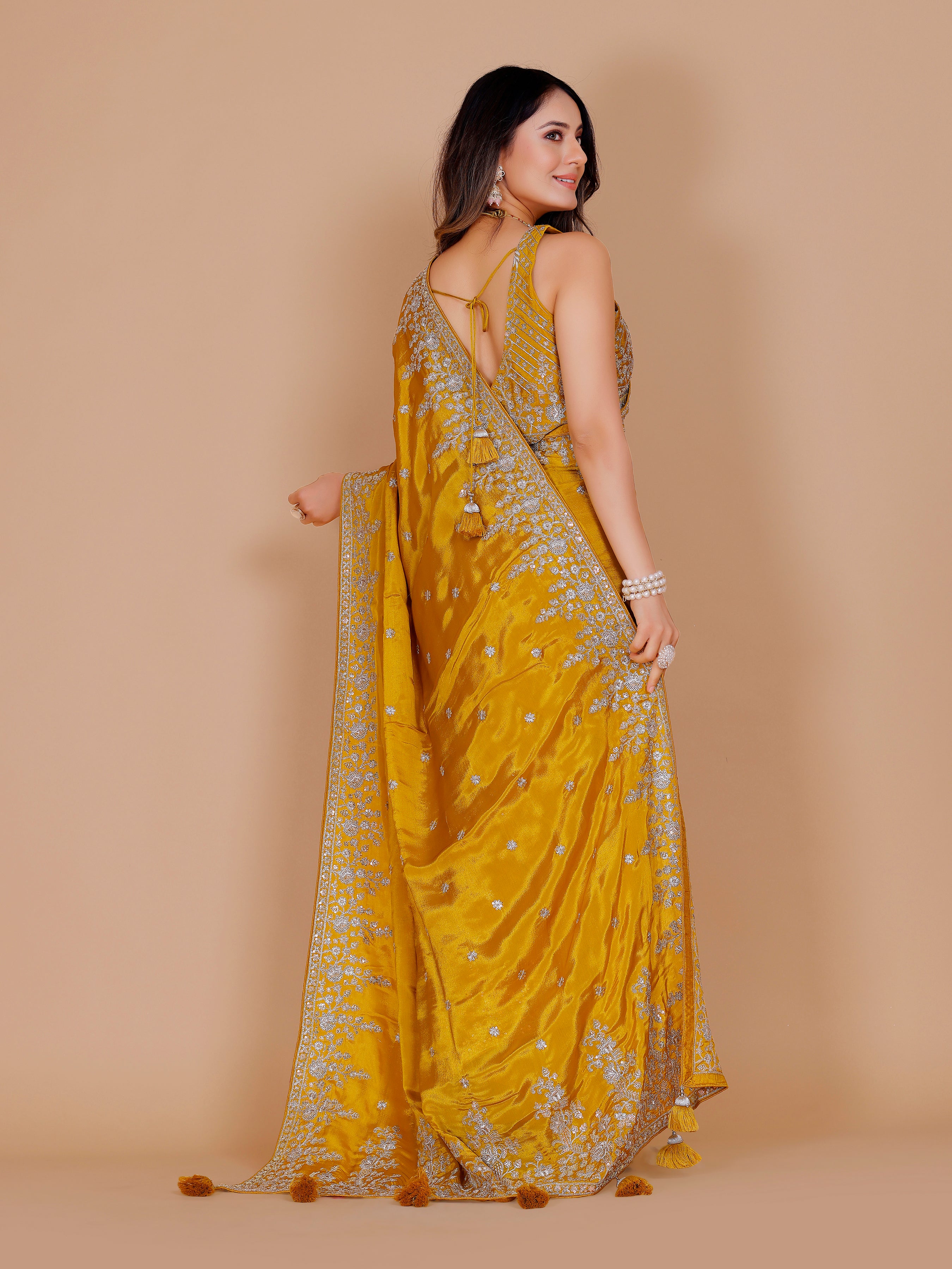 Heenal Saree - Roop Darshan
