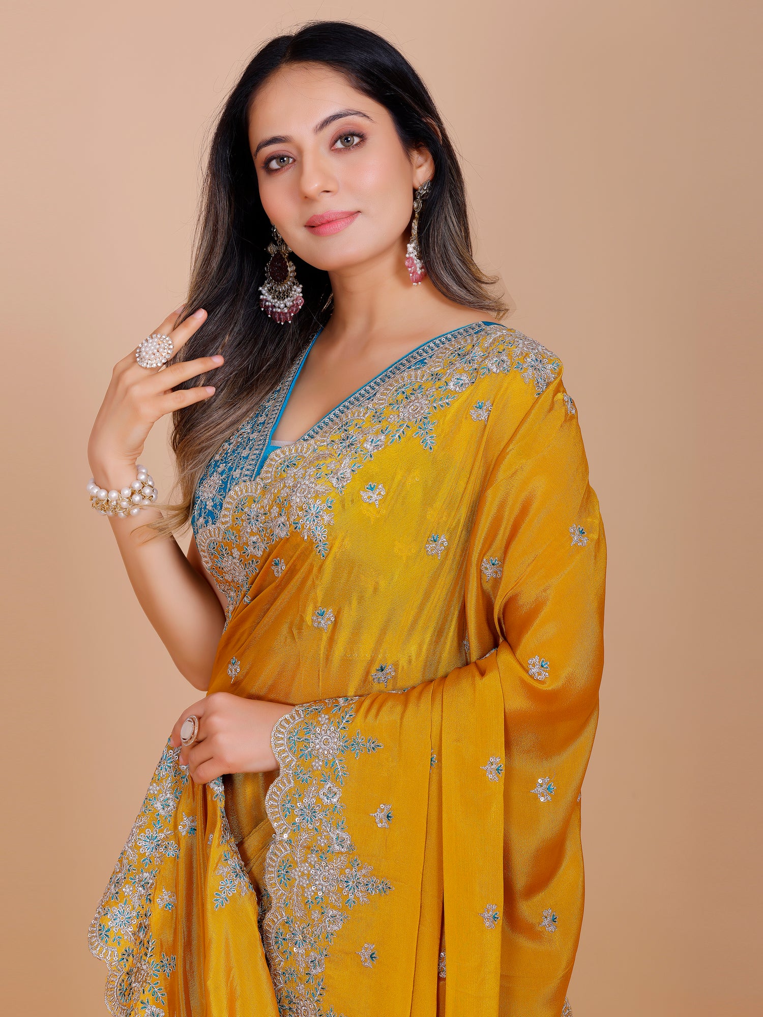 Mansi Saree