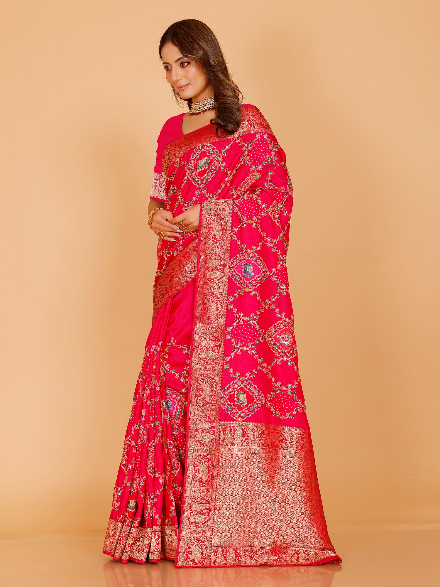 Manasvi Saree