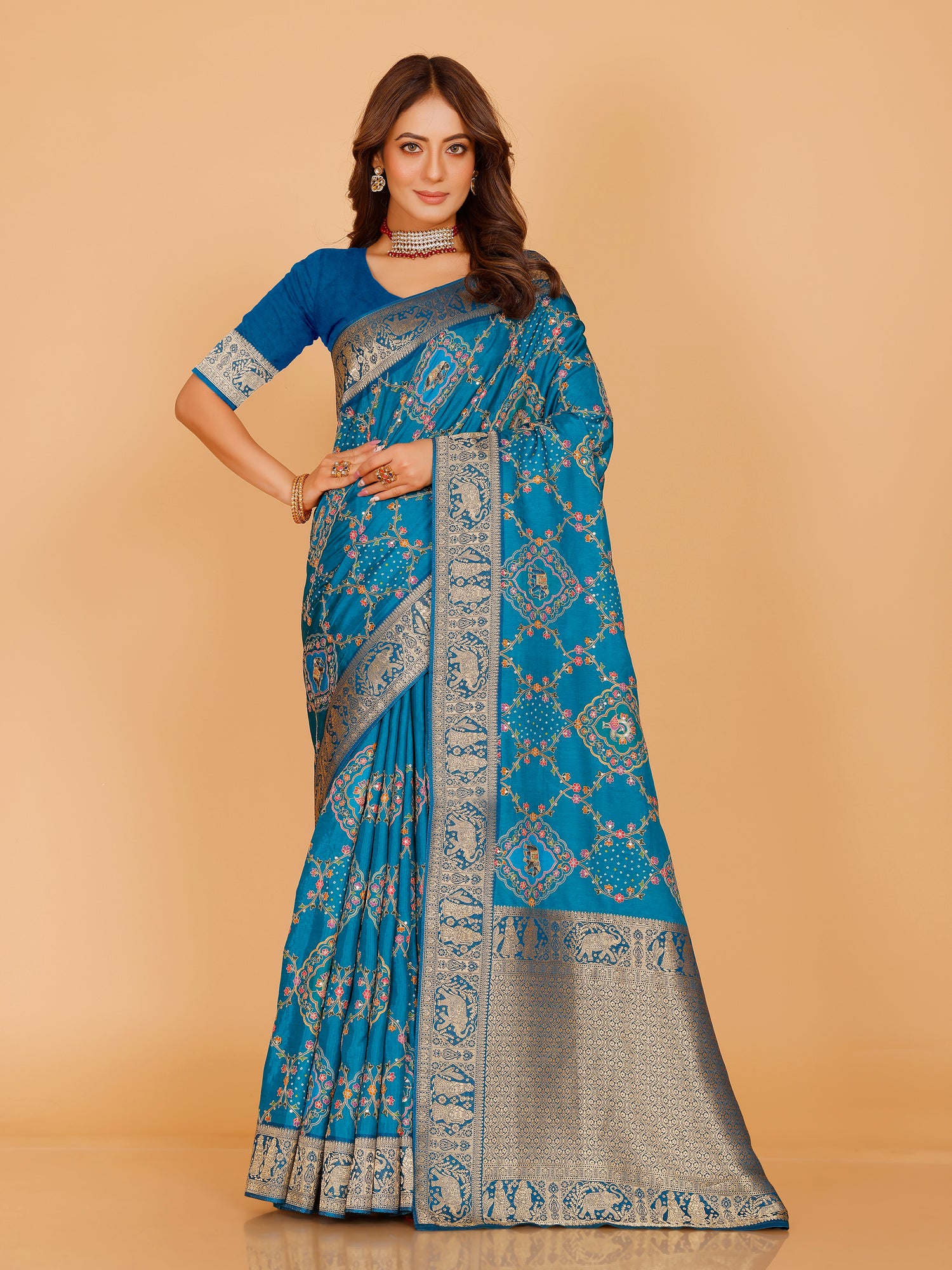 Manasvi Saree