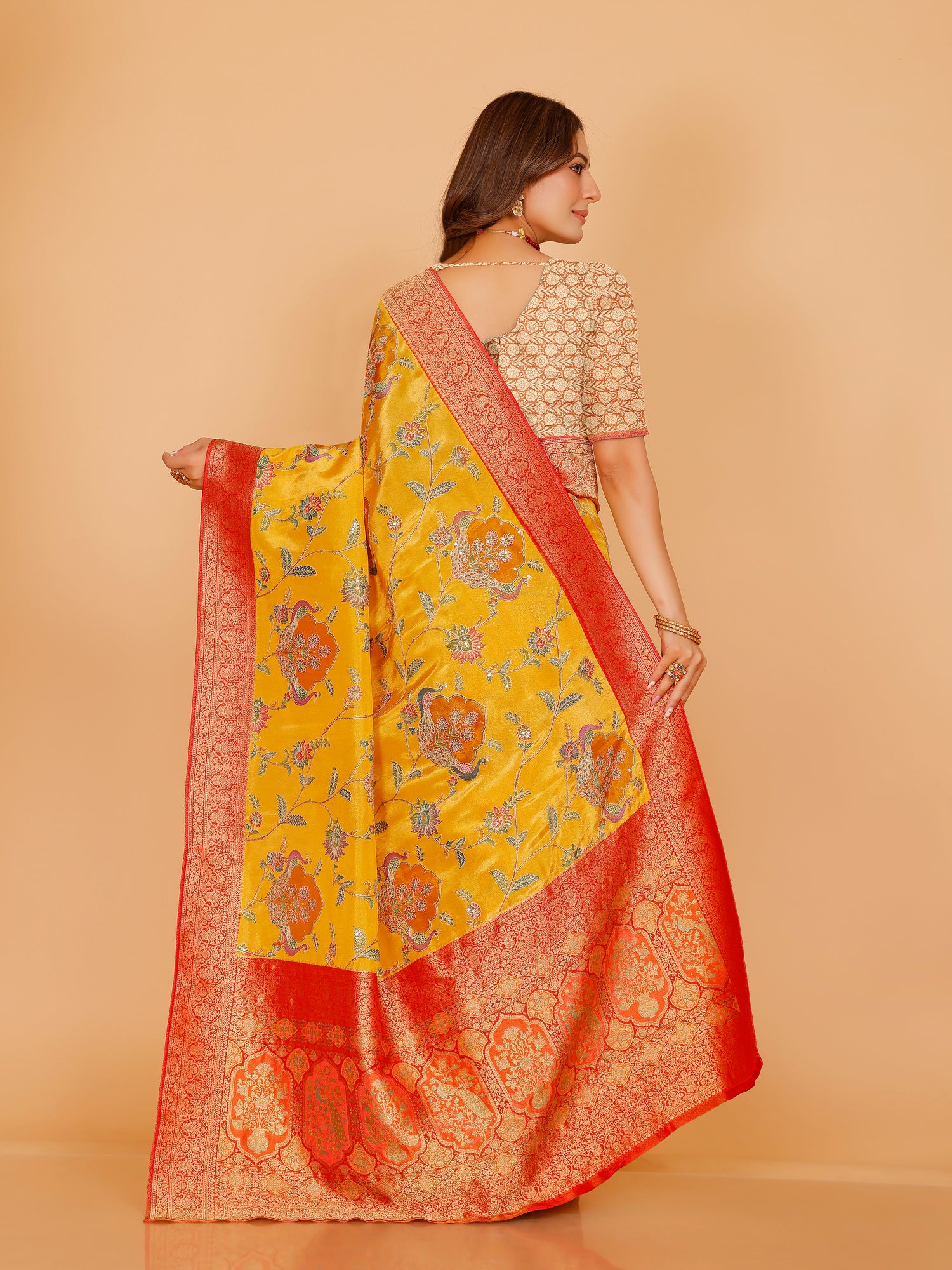 Aadhya Saree