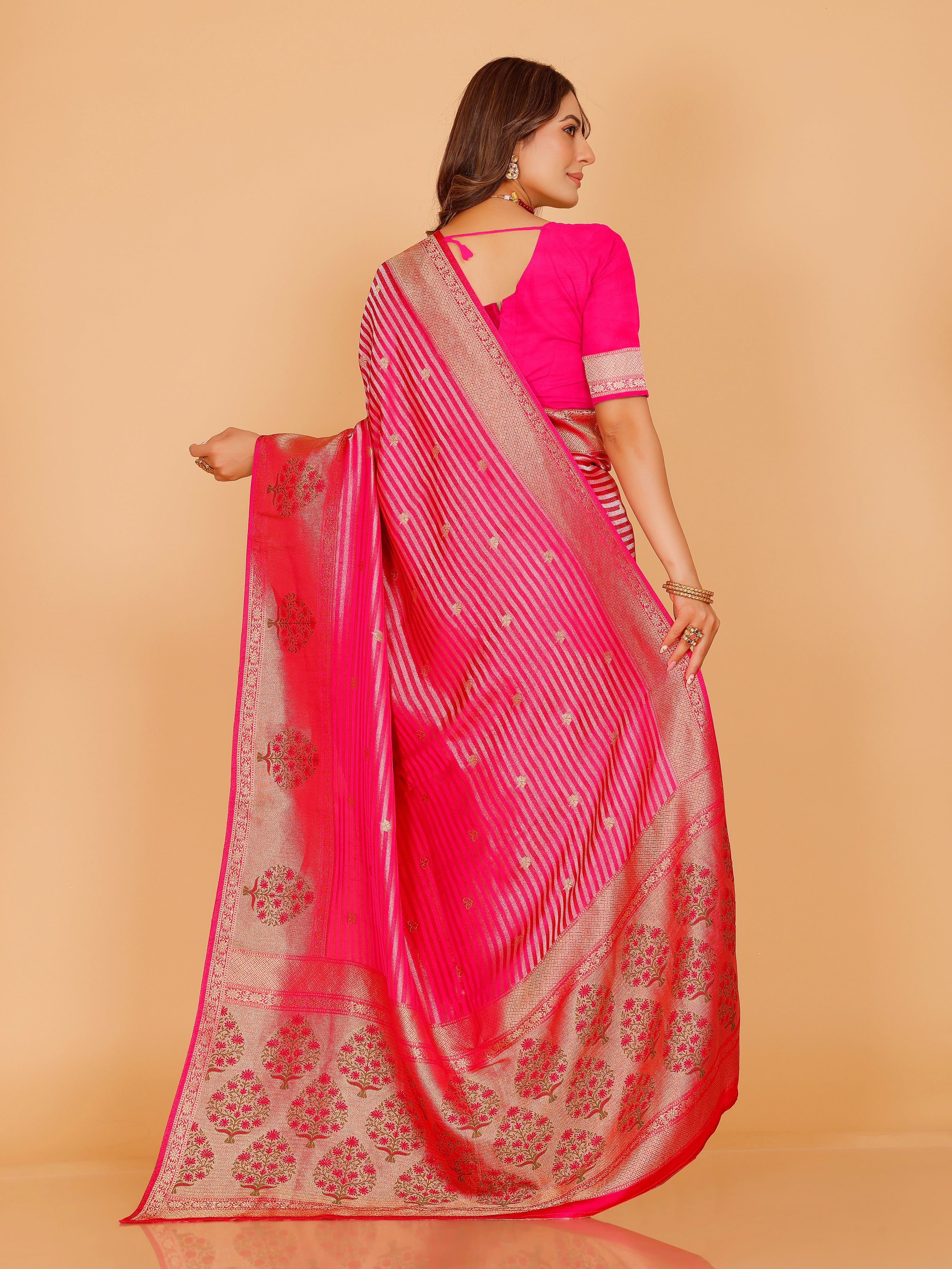 Adhira Saree