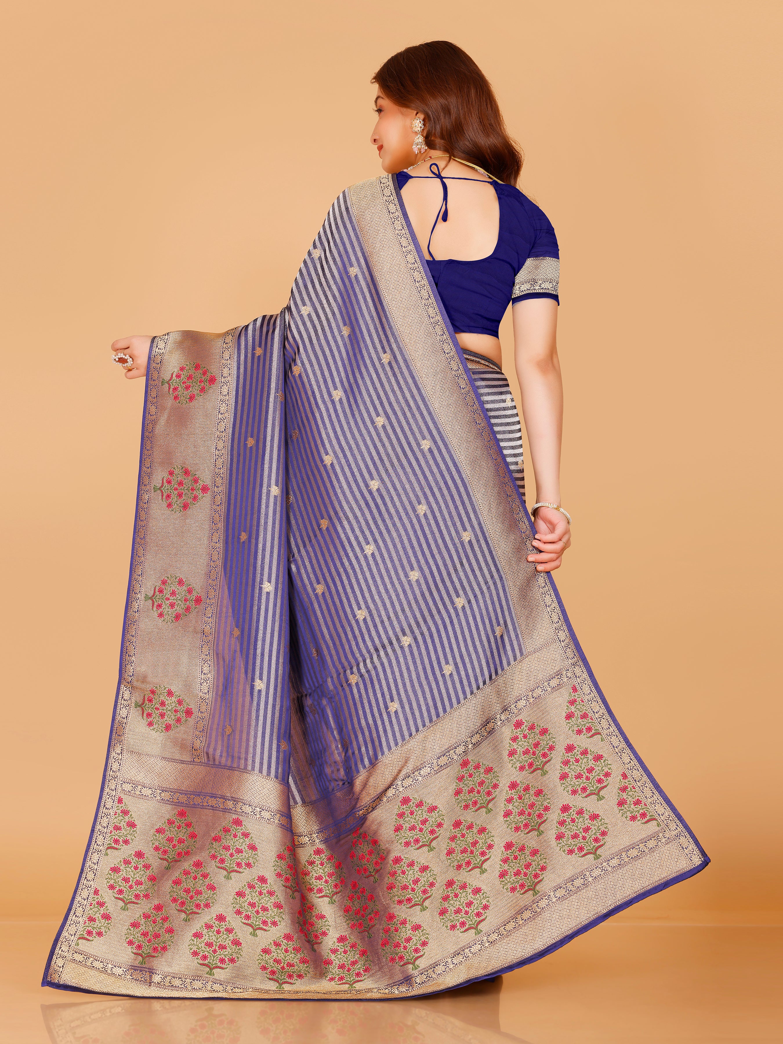 Adhira Saree