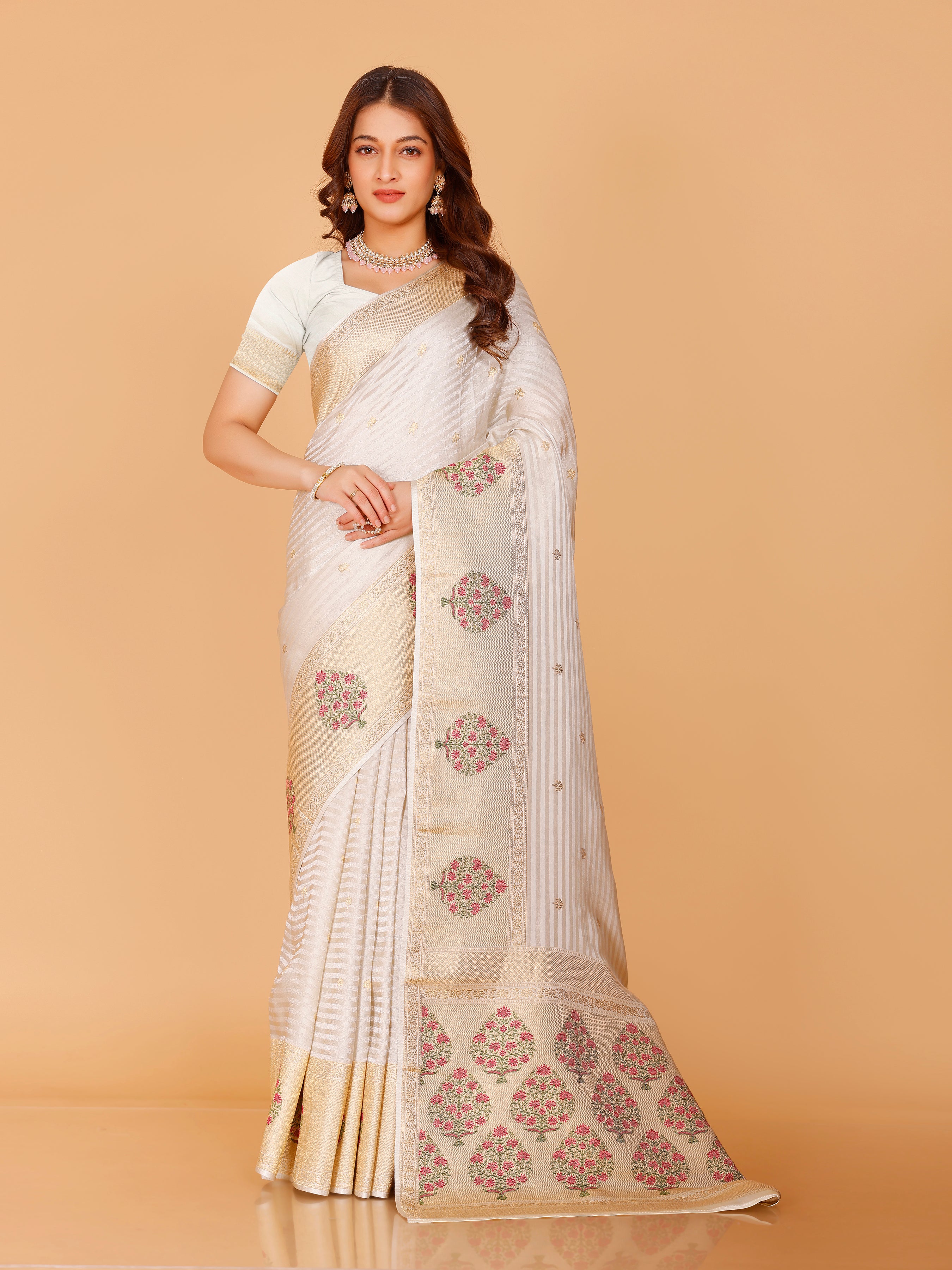 Adhira Saree